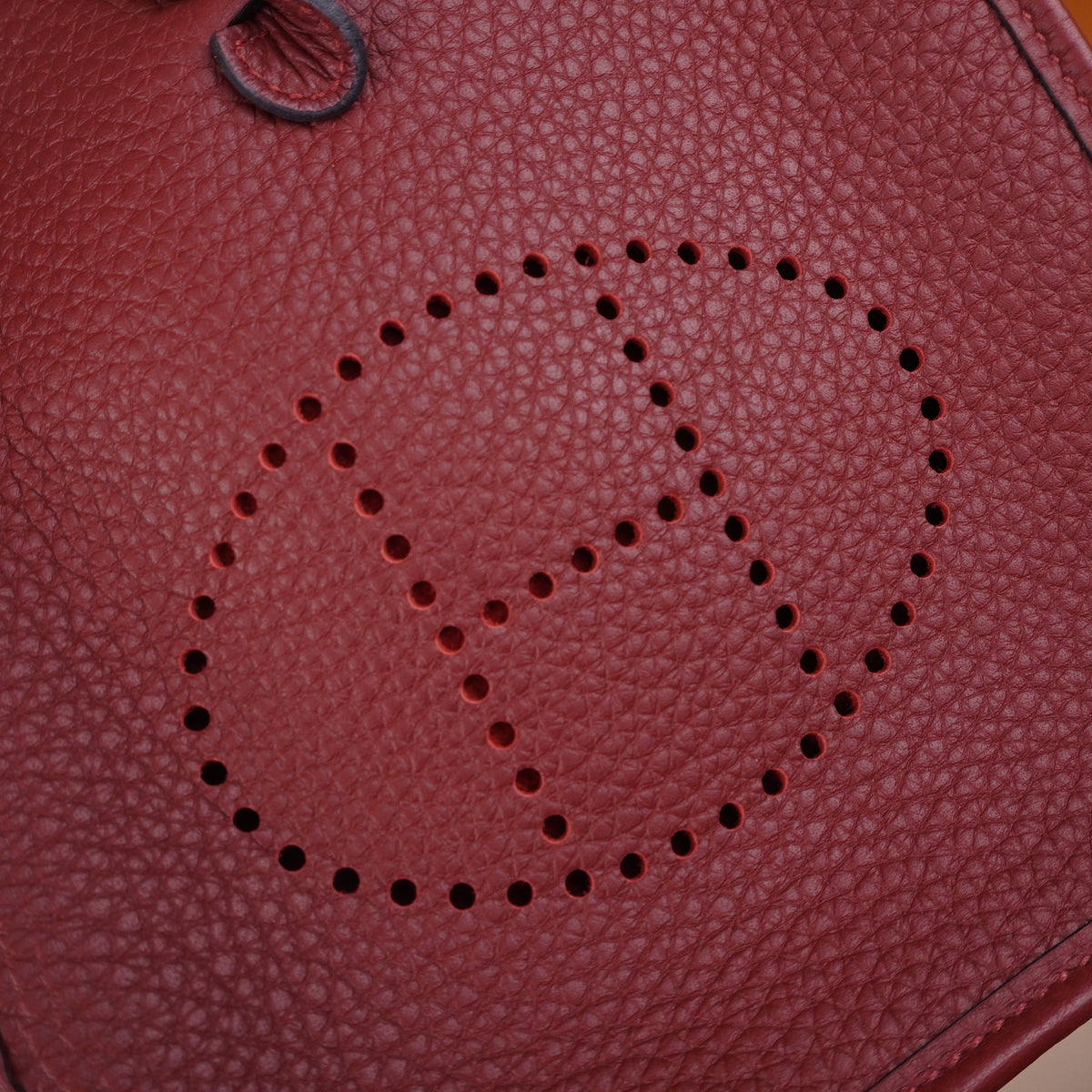 PRE-OWNED Taurillon Clemence Evelyne TPM Rouge Grenat