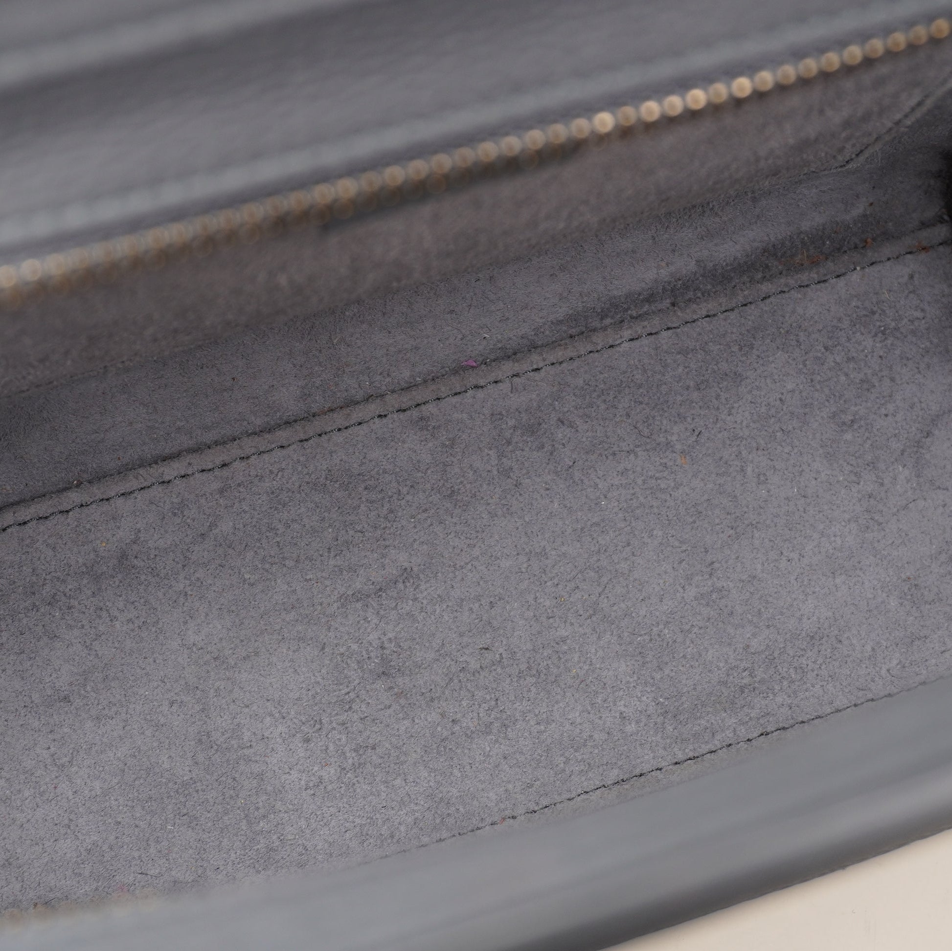 PRE-OWNED Luggage Bag Grainy Leather Nano Grey Shoulder Bag