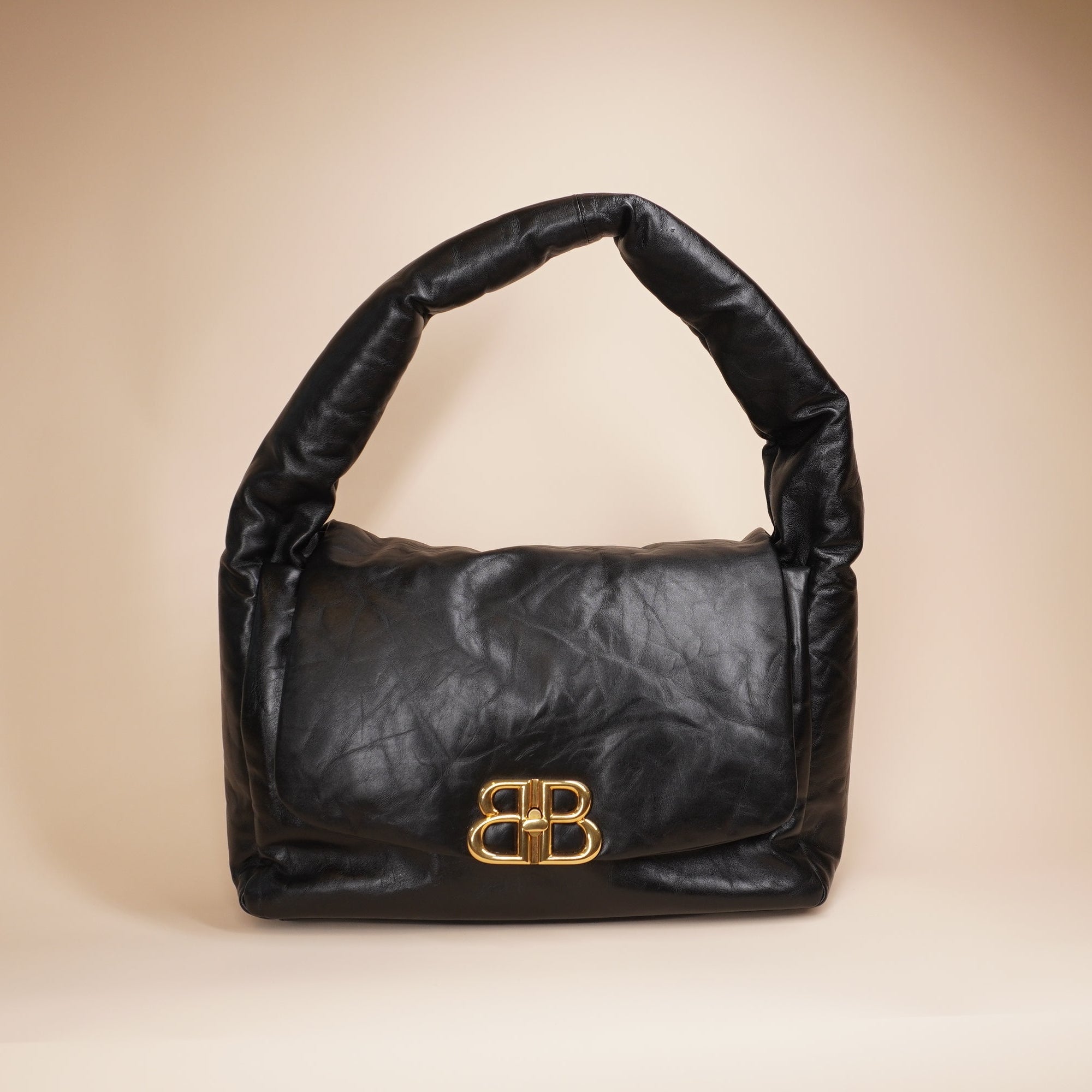 PRE-OWNED Leather Monaco Large Sling Bag Black Shoulder Bag
