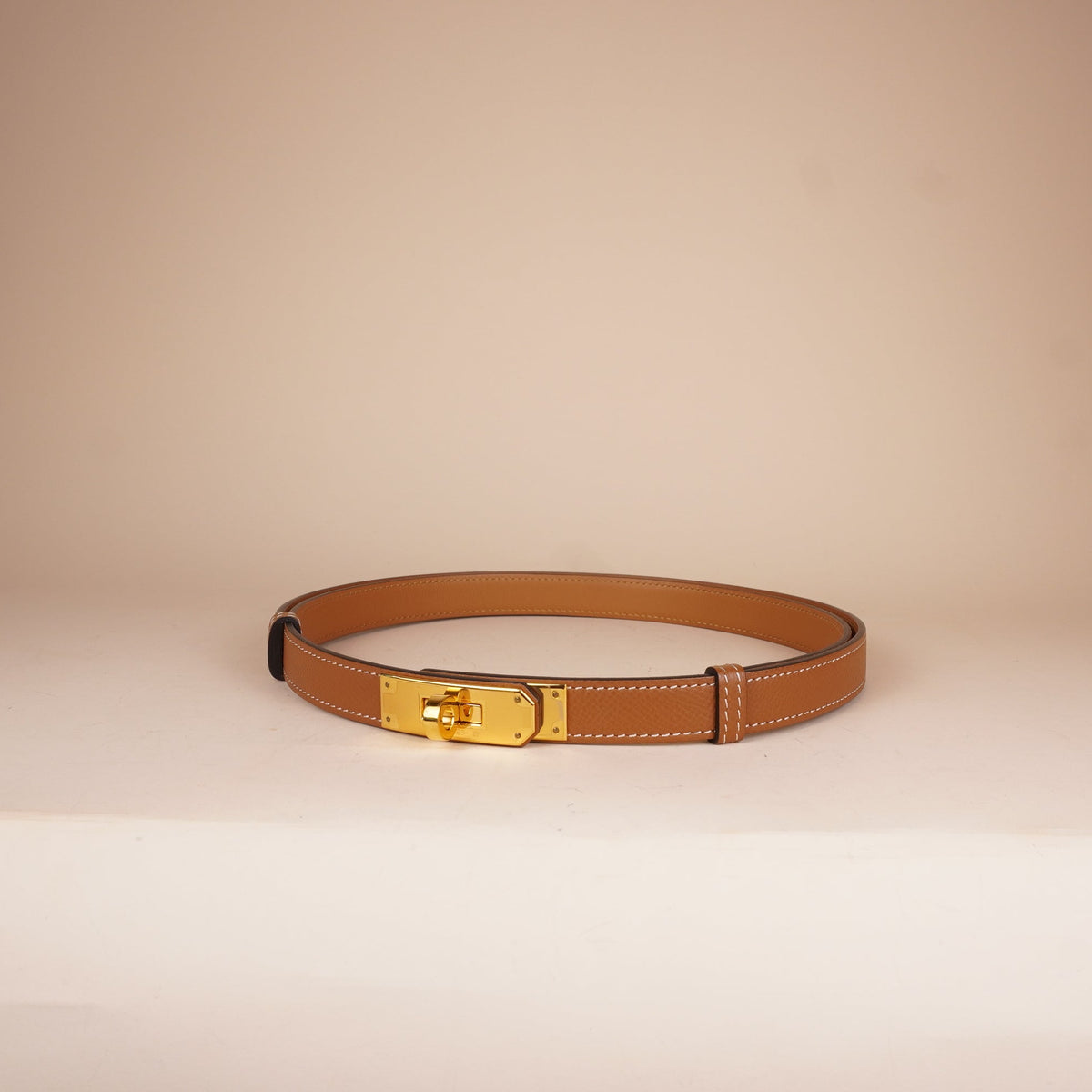 PRE-OWNED Brown Kelly 18 Belt in Gold Epsom