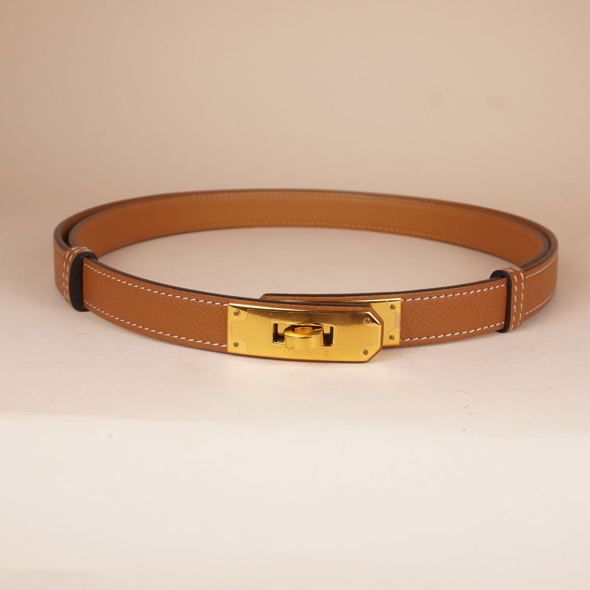 PRE-OWNED Brown Kelly 18 Belt in Gold Epsom