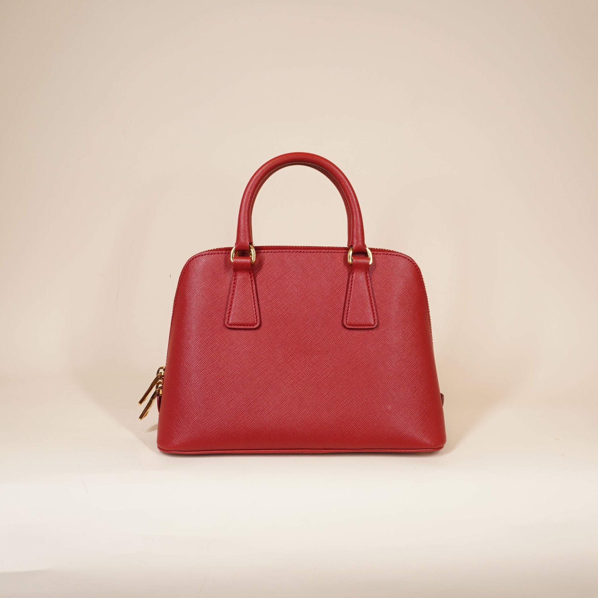 PRE-OWNED Red Galleria Saffiano Leather Shoulder Bag