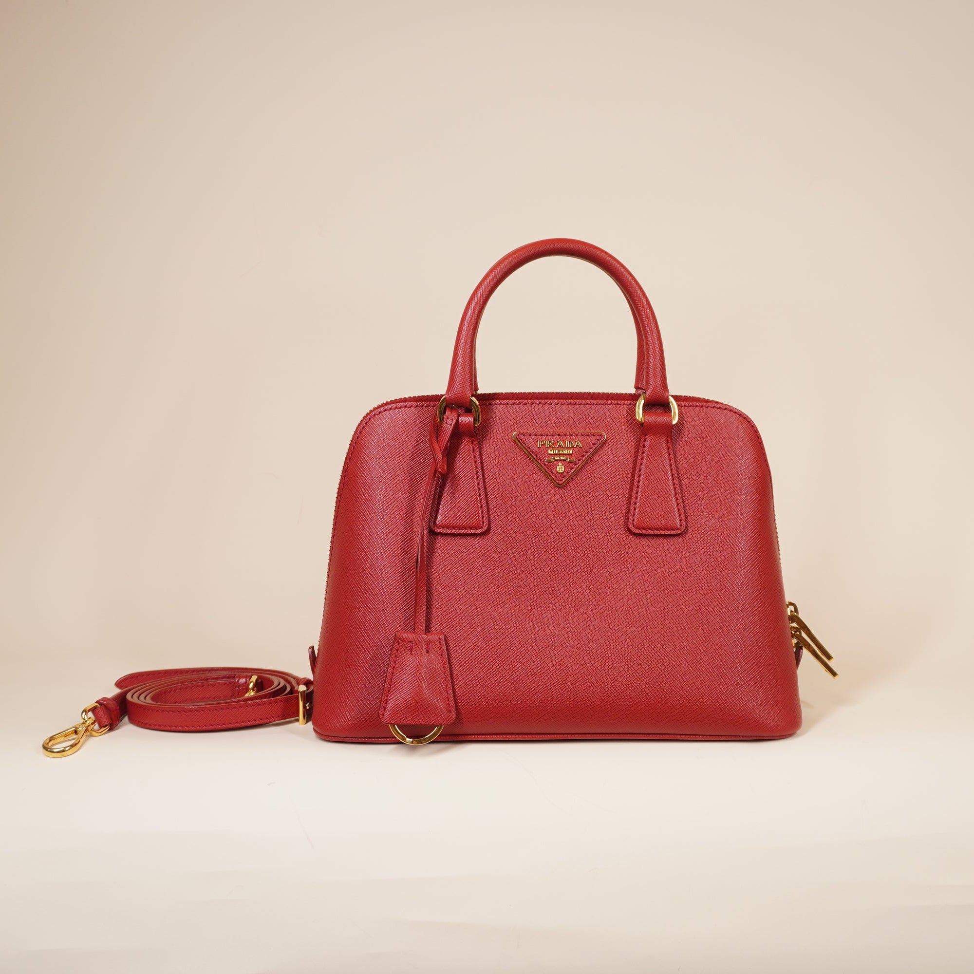 PRE-OWNED Red Galleria Saffiano Leather Shoulder Bag