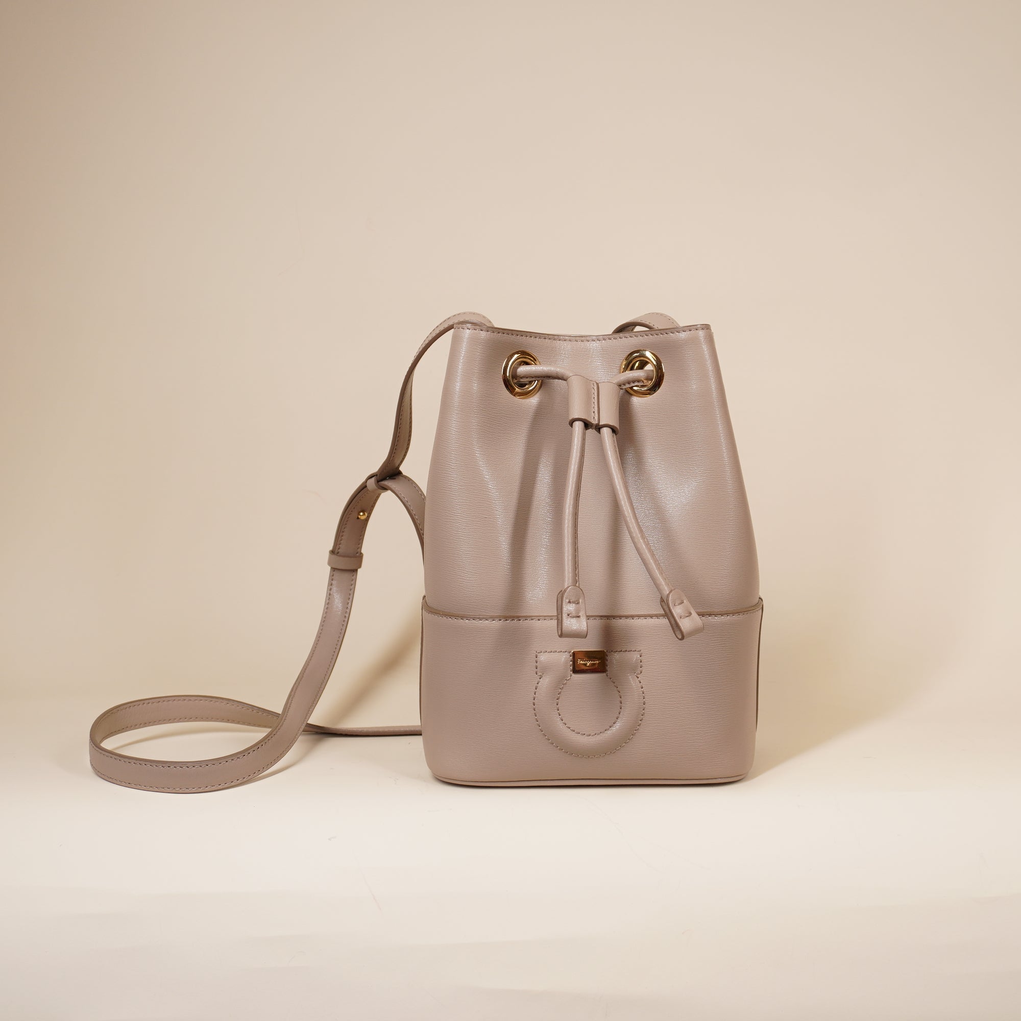 PRE-OWNED  Beige Calfskin Leather Gancini Bucket Shoulder Bag
