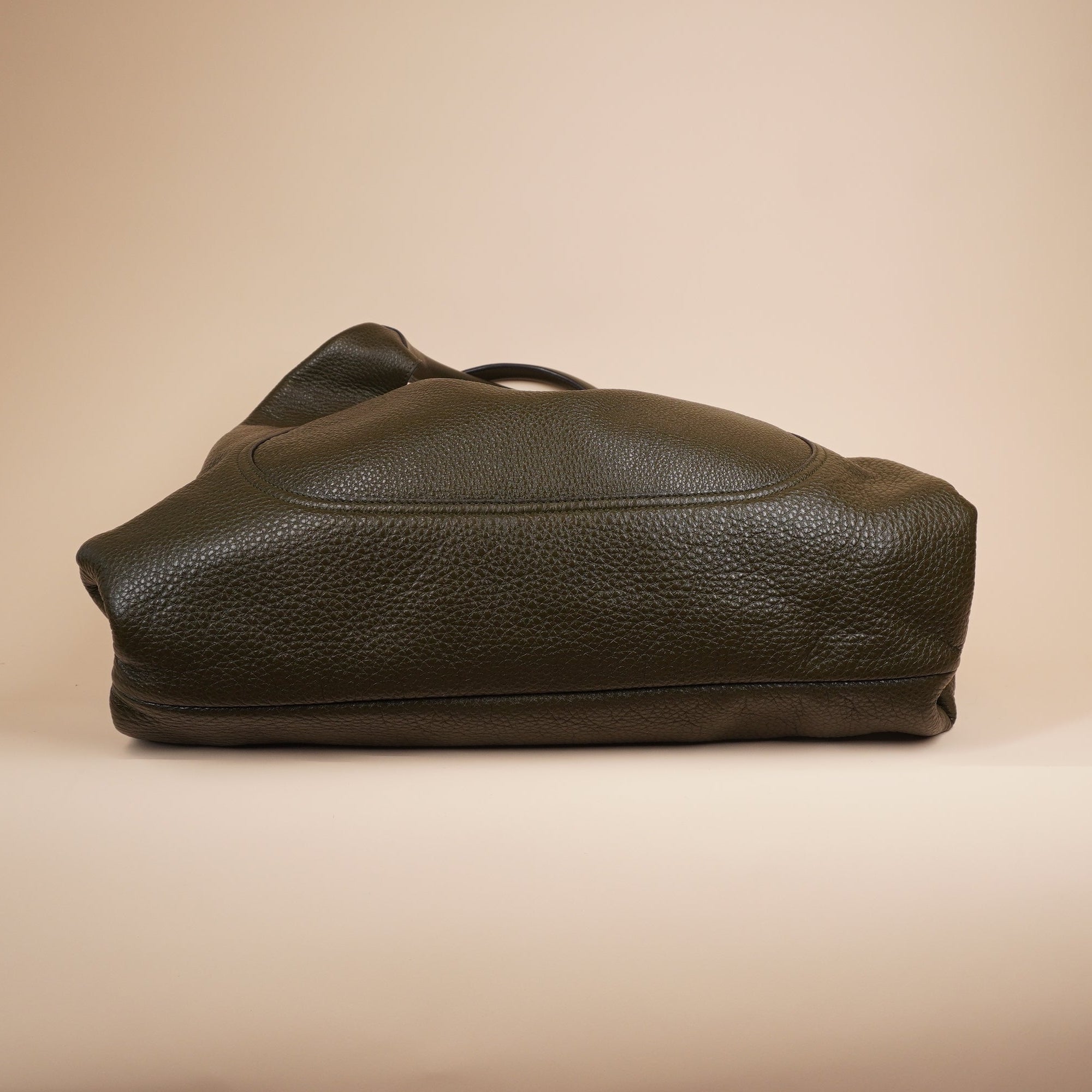 PRE-OWNED GG Softbit Maxi Dark Grenn Leather Shoulder Bag