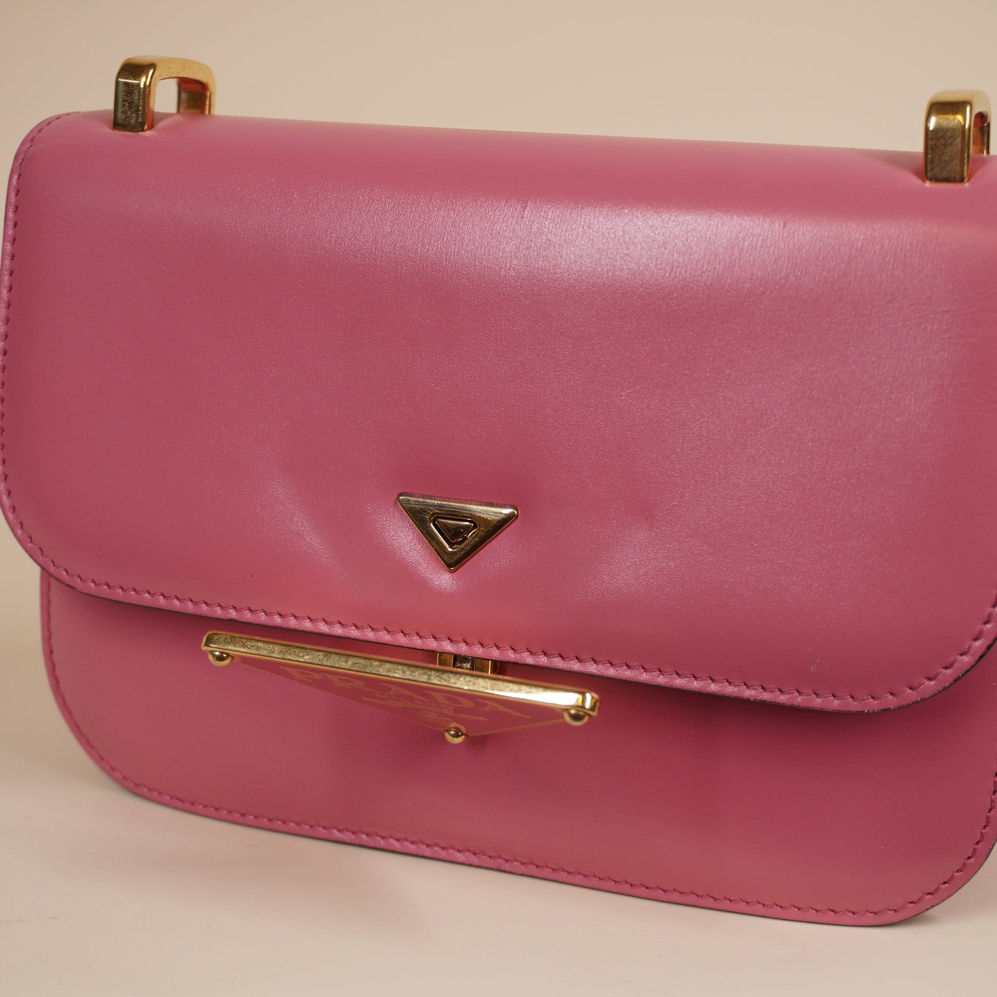 PRE-OWNED Emblème Saffiano Leather Pink Shoulder Bag