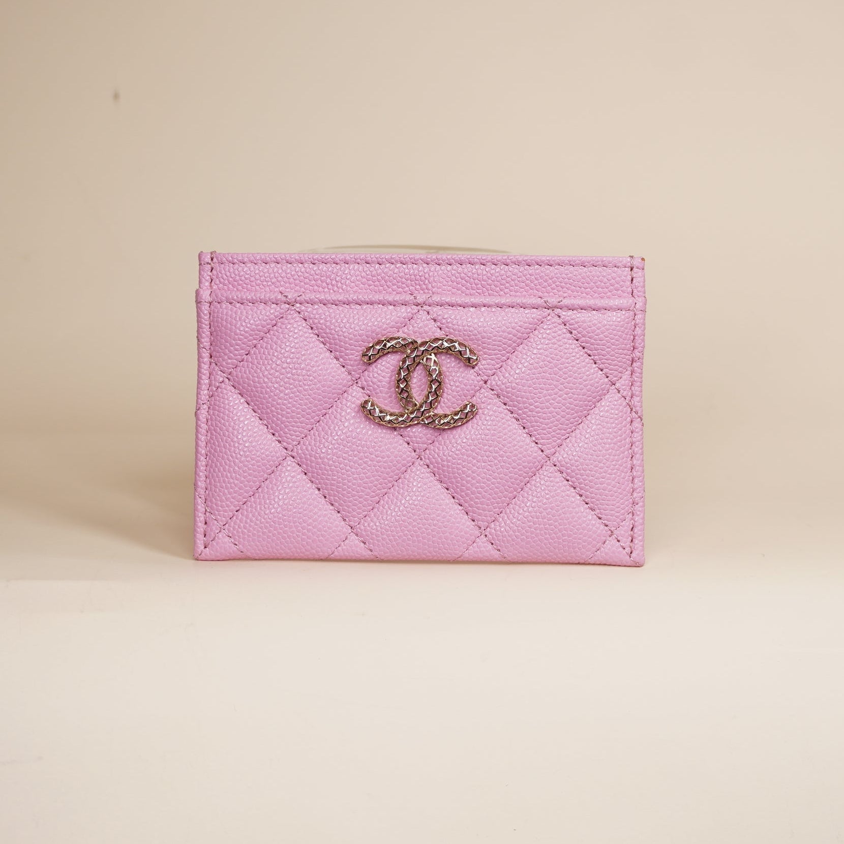 PRE-OWNED CC Matelasse Card Case Pink Calfskin