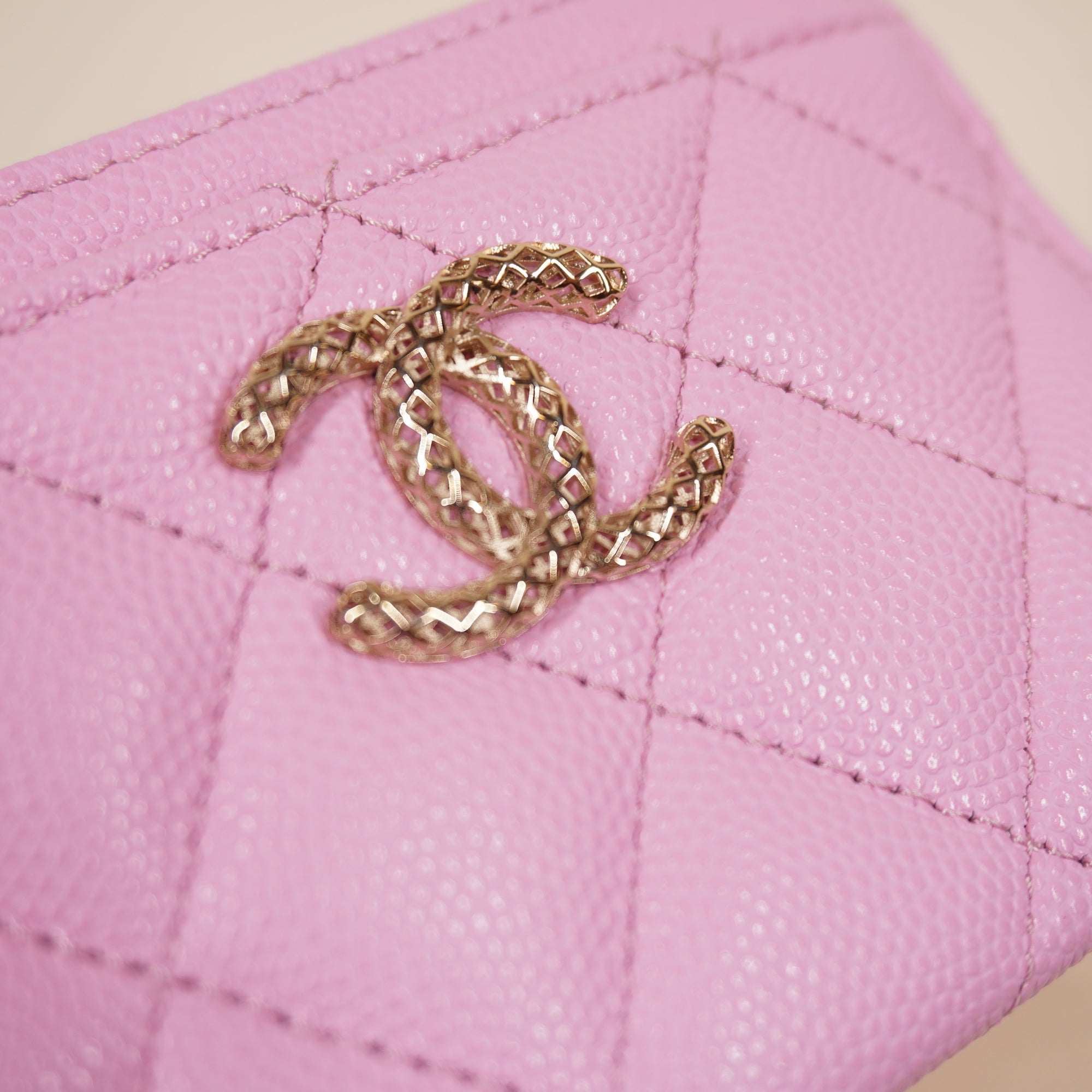 PRE-OWNED CC Matelasse Card Case Pink Calfskin