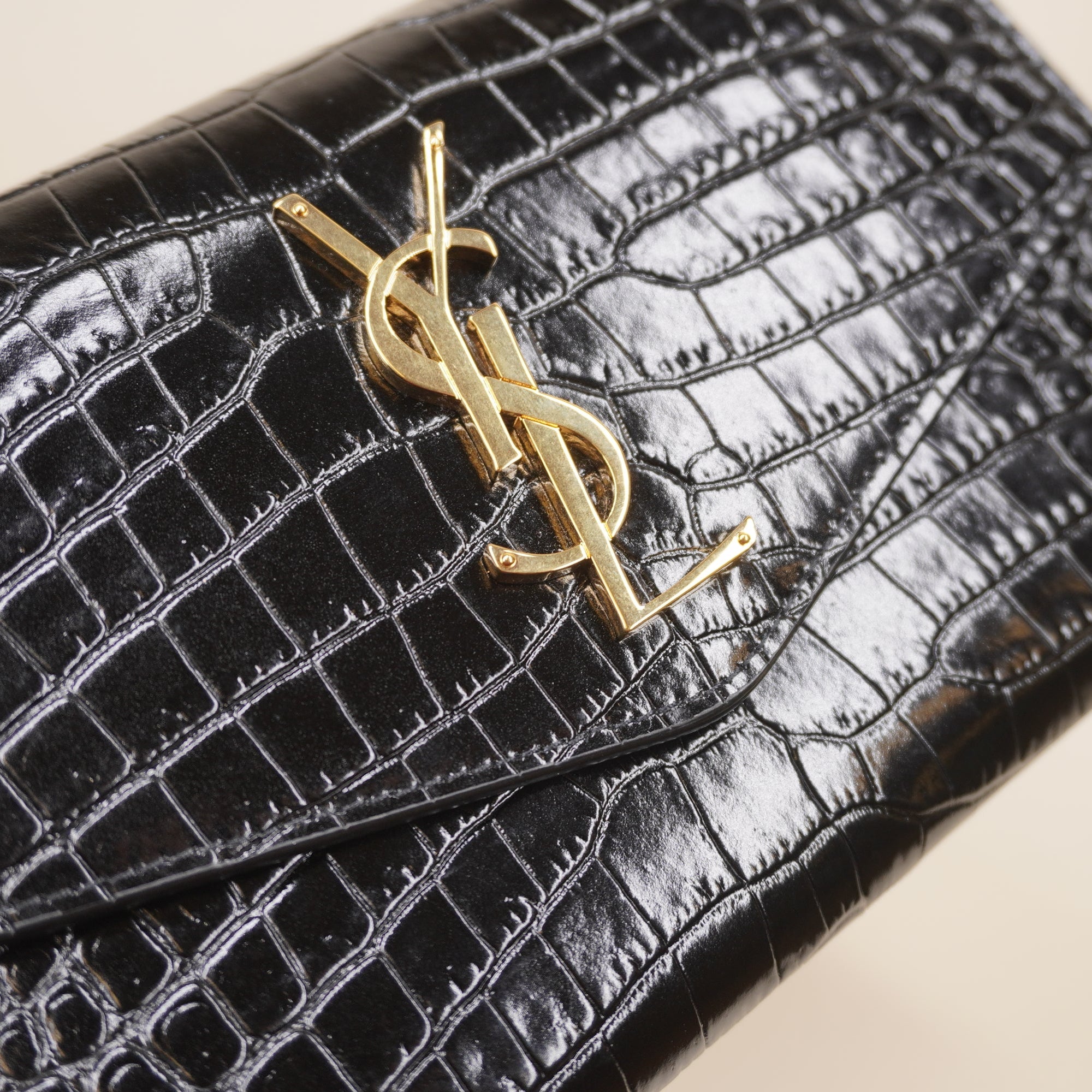 PRE-OWNED Black Croc Embossed Leather Uptown Chain Wallet Crossbody Bag