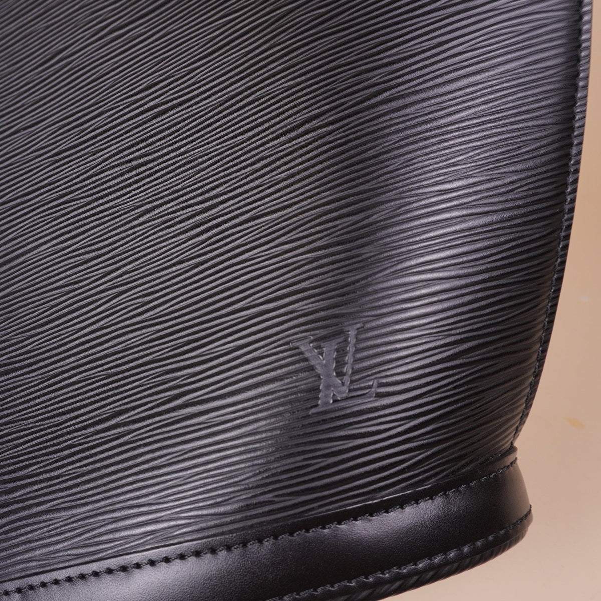 PRE-OWNED LV Epi Saint Jacques PM Black Shoulder Bag
