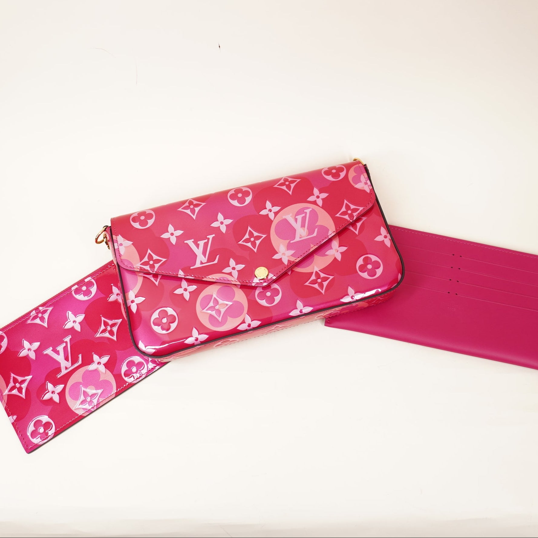 PRE-OWNED LV Vernis Valentine Pochette Felicie Chain Wallet Fuchsia