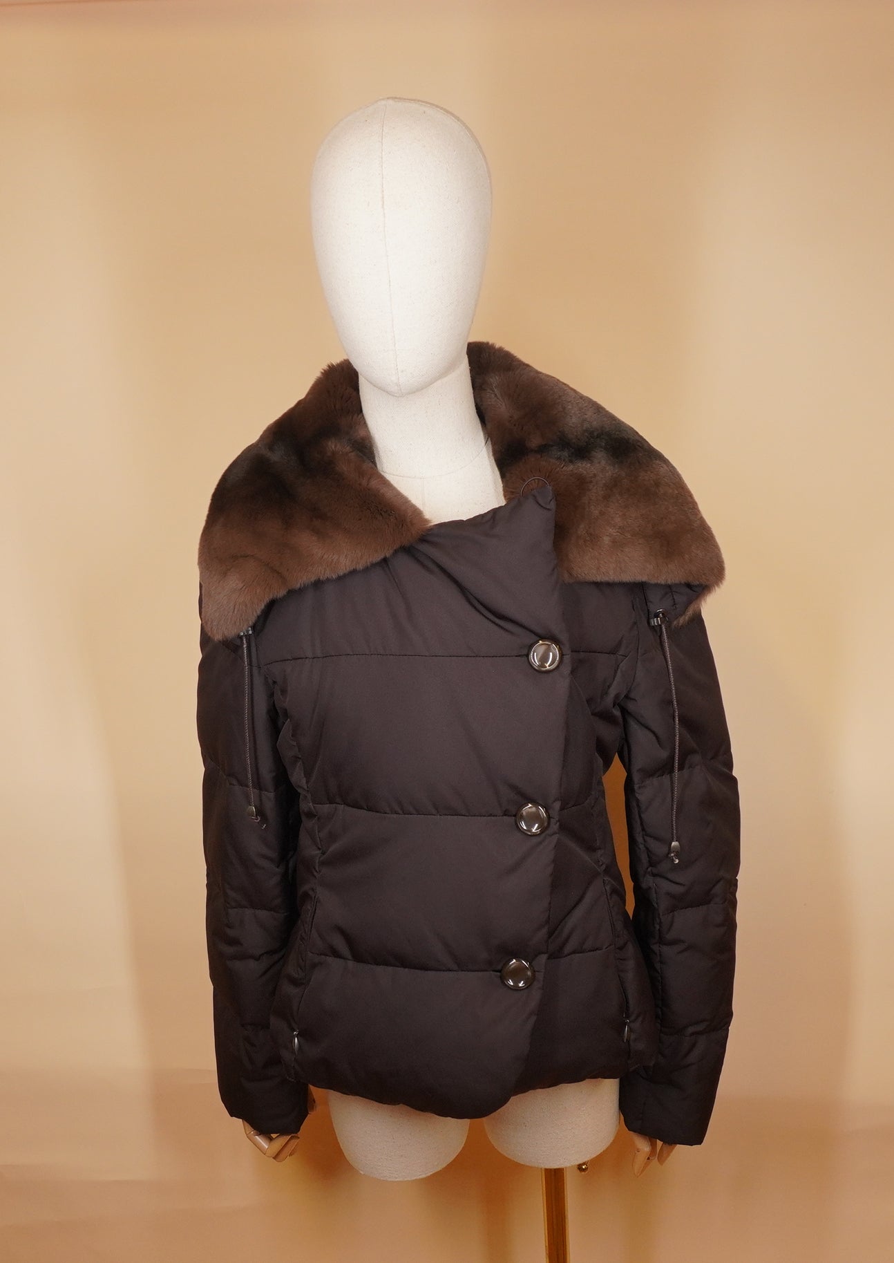 PRE-OWNED MAX MARA Fur-Collar Quilted Puffer Jacket SIZE S/M