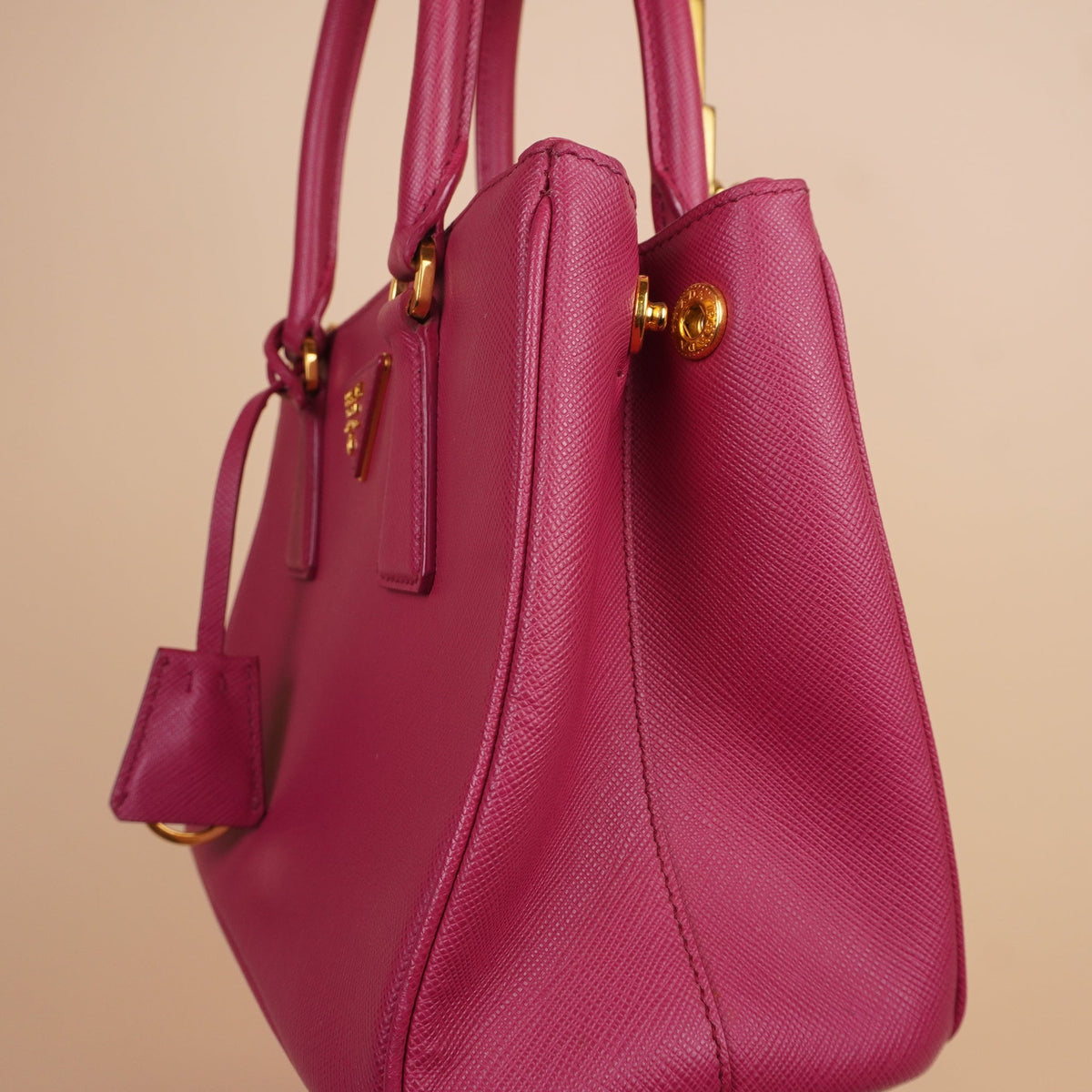 PRE-OWNED Small Galleria Saffiano Leather Tote Bag in Fuchsia Pink