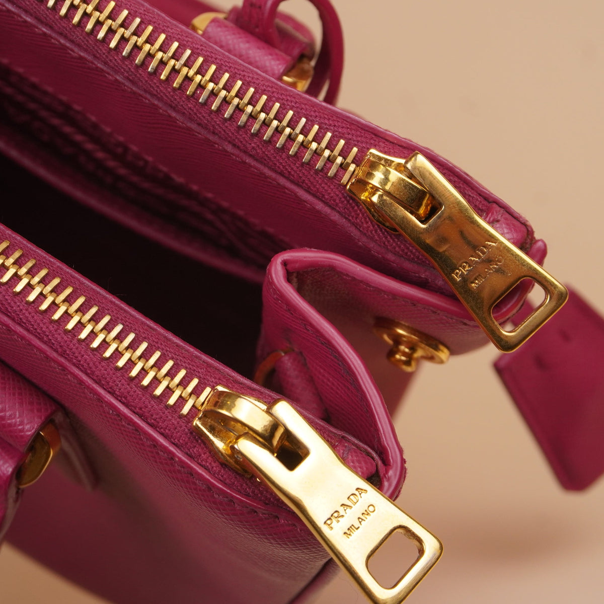 PRE-OWNED Small Galleria Saffiano Leather Tote Bag in Fuchsia Pink