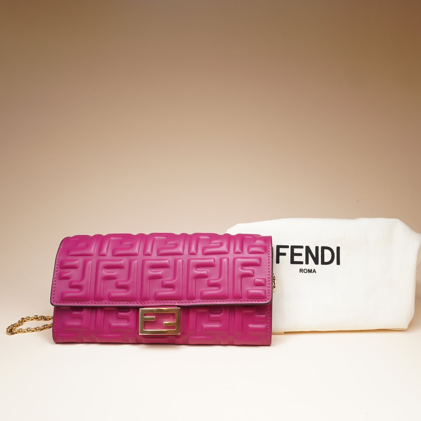 Nappa Matisse FF Embossed Continental Wallet On Chain Ciclamino Pilar