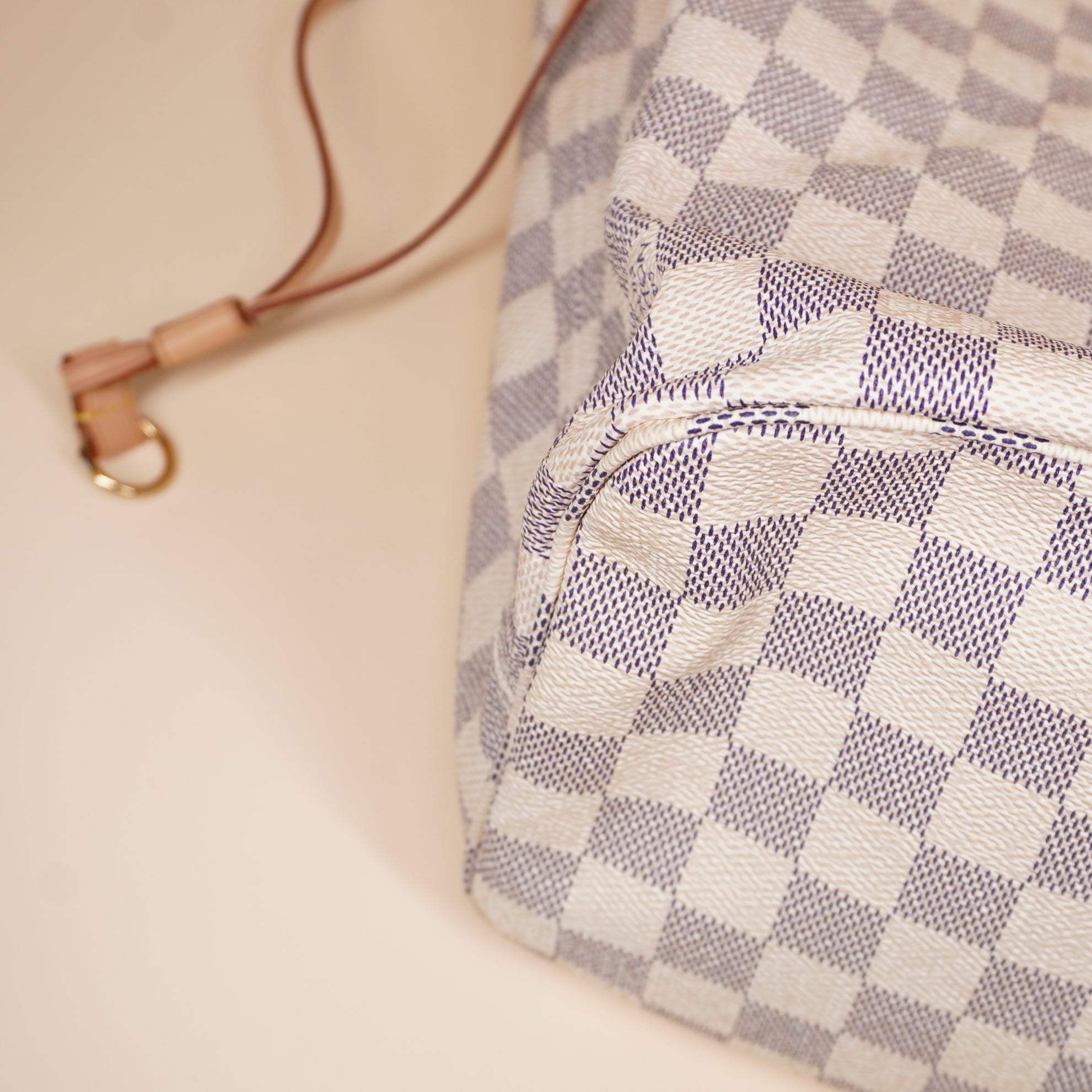 PRE-OWNED LV Neverfull MM Damier Azur Shoulder Bag