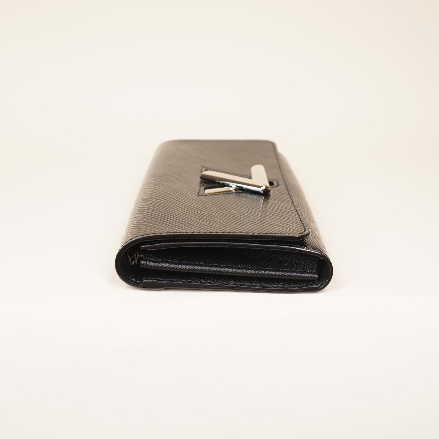 PRE-OWNED LV Epi Twist Long Wallet Black