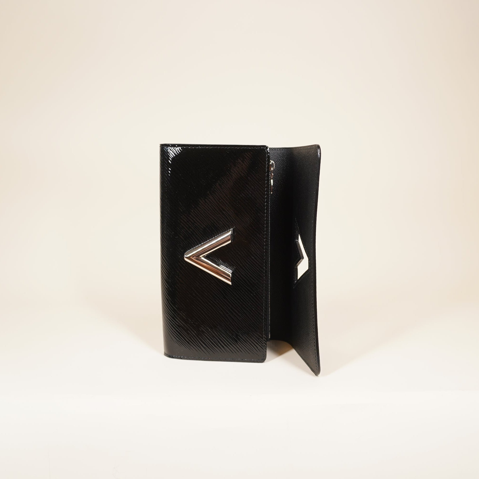 PRE-OWNED LV Epi Twist Long Wallet Black