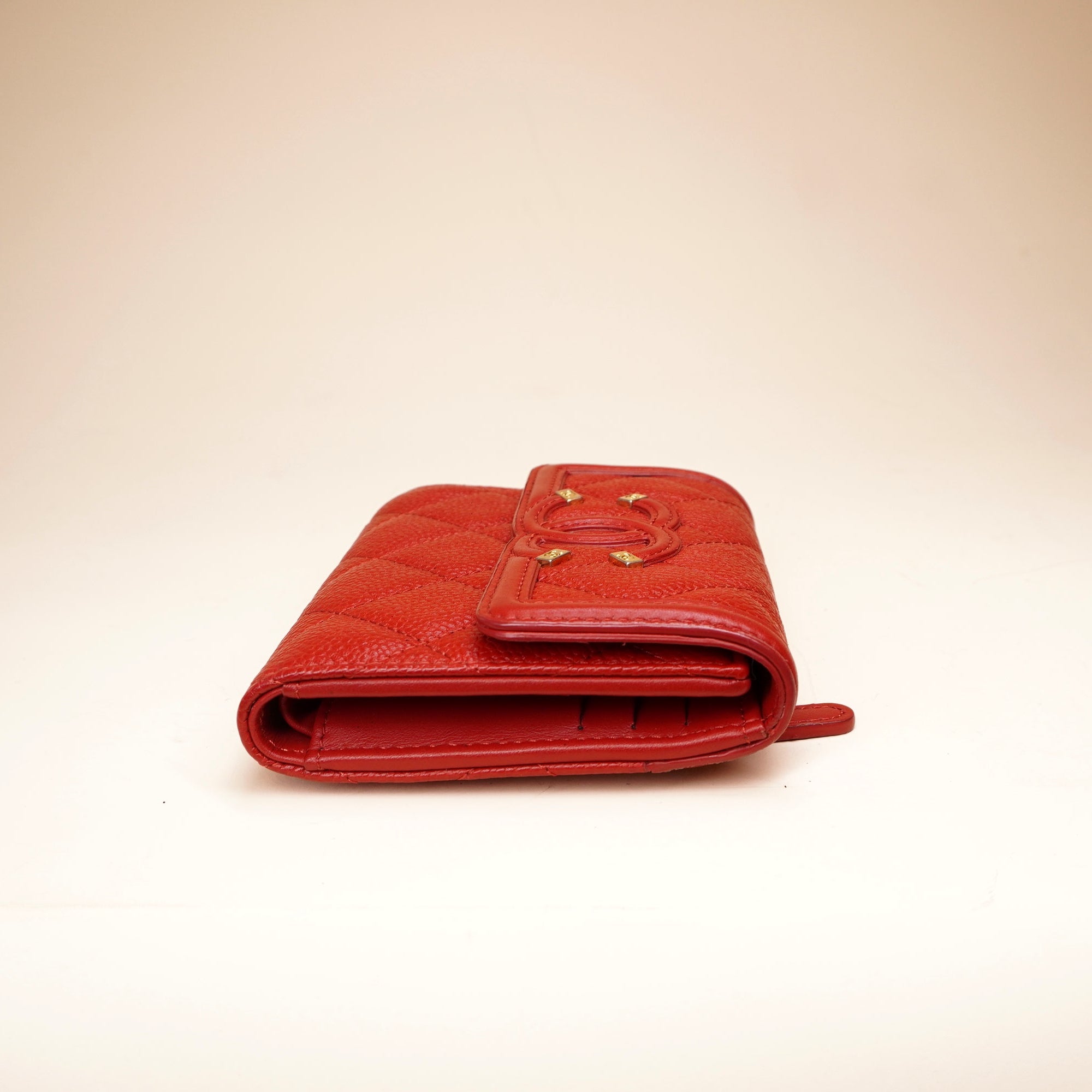 PRE-OWNED CC Tri-fold Red Figurine Compact Wallet Caviar Skin
