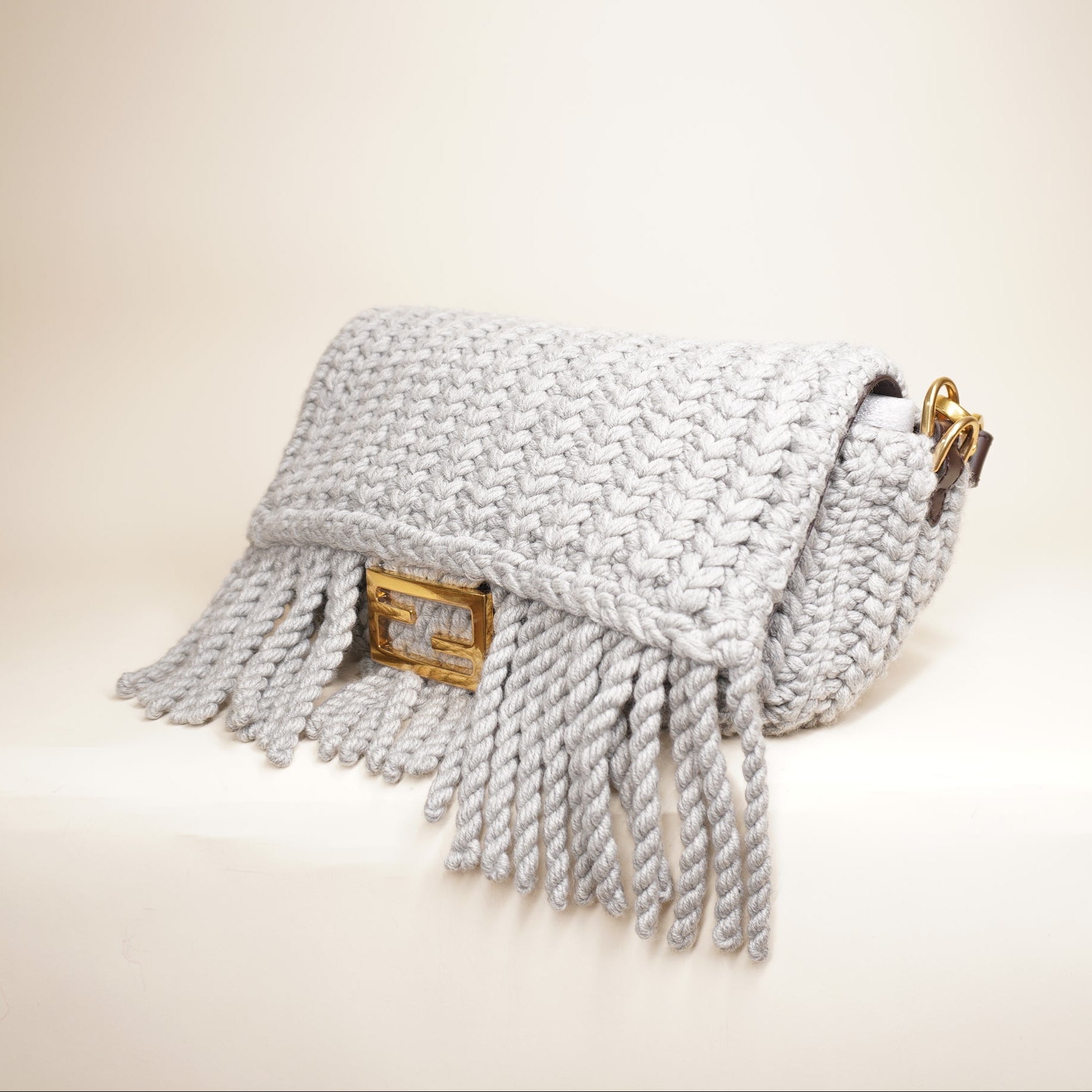 PRE-OWNED FF 2020 Wool Knit Baguette Shoulder Bag 