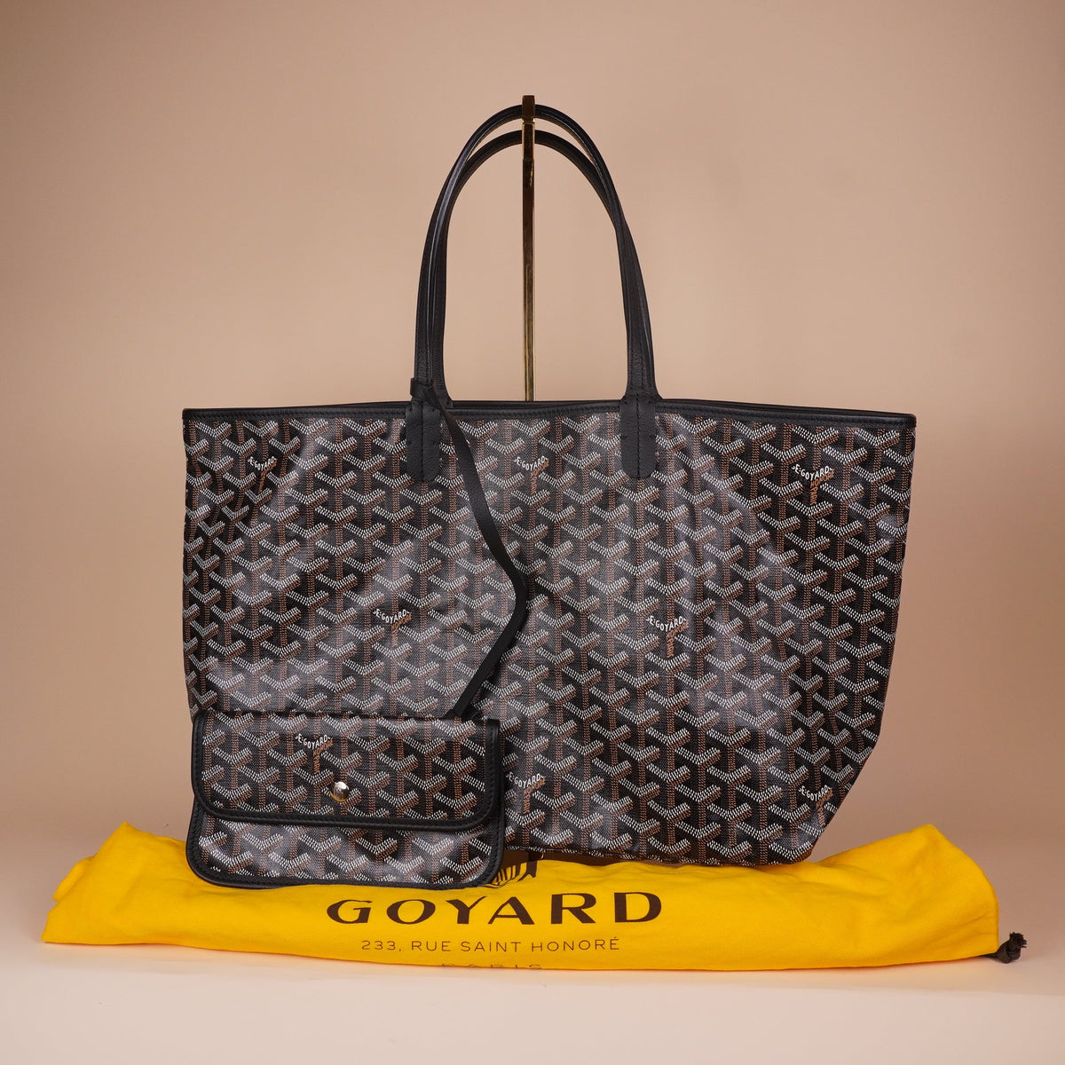 PRE-OWNED Saint Louis GM Black Tote Bag