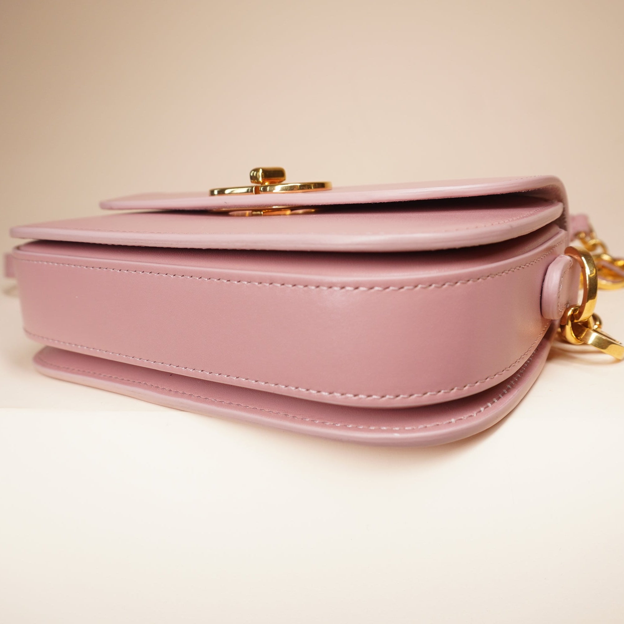PRE-OWNED Leather Ligth Pink 30 Montaigne Shoulder Bag