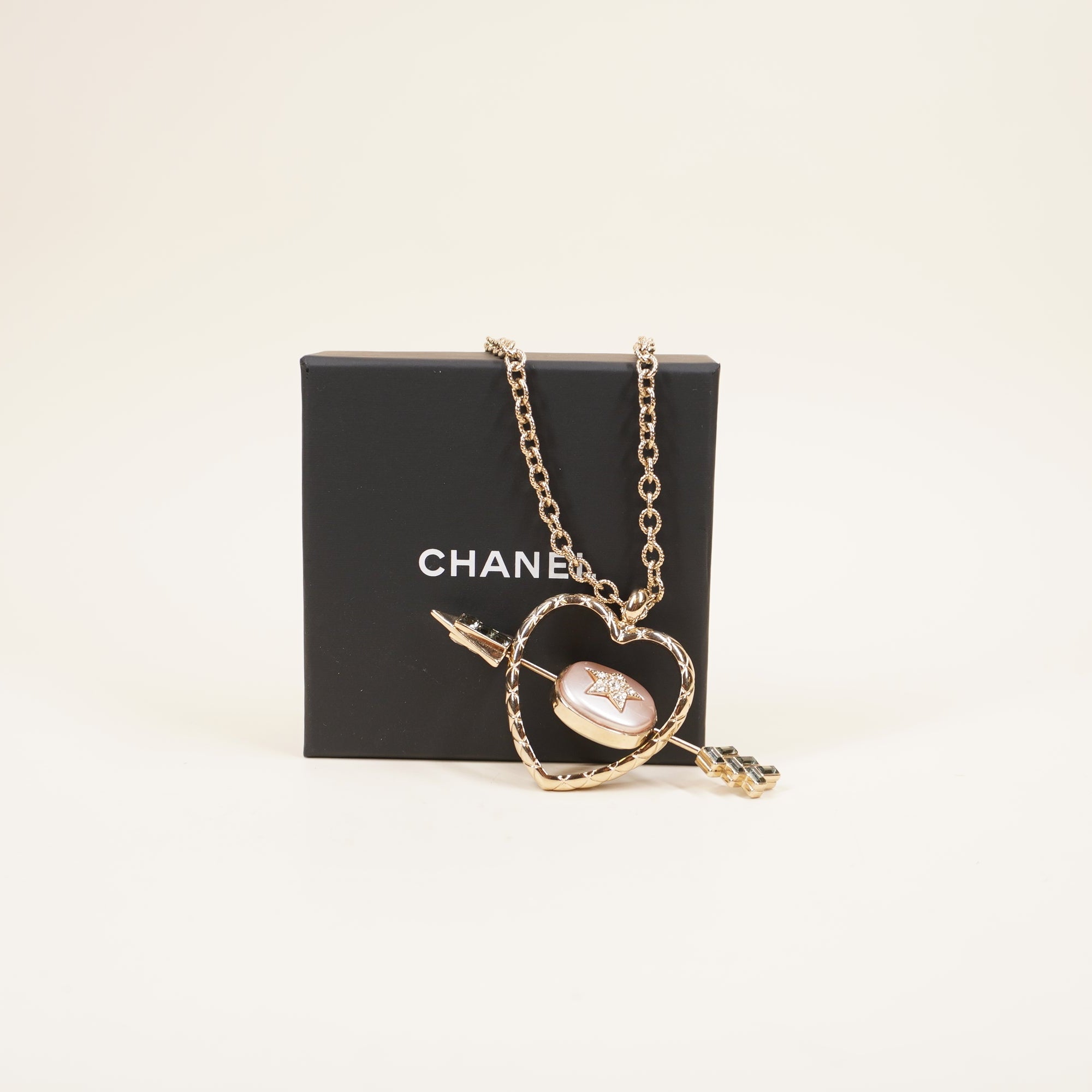 PRE-OWNED Coco Necklace Gold Cream Clear Hardware Fake Pearl Rhinestones