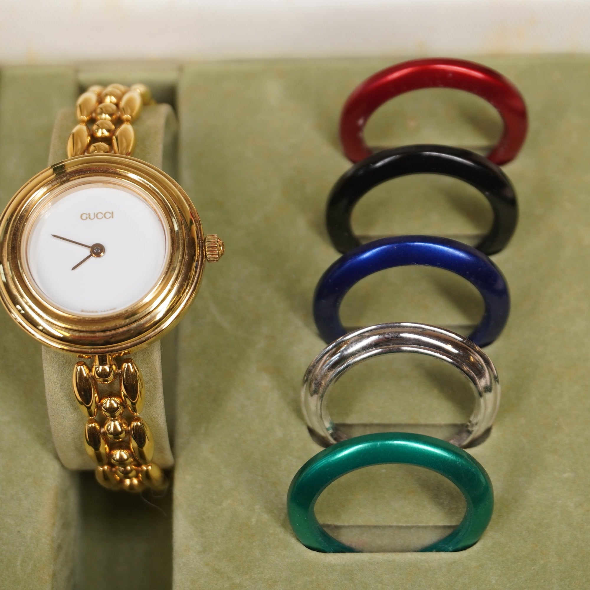 PRE-OWNED GG Vintage Interchangeable Bezel Watch