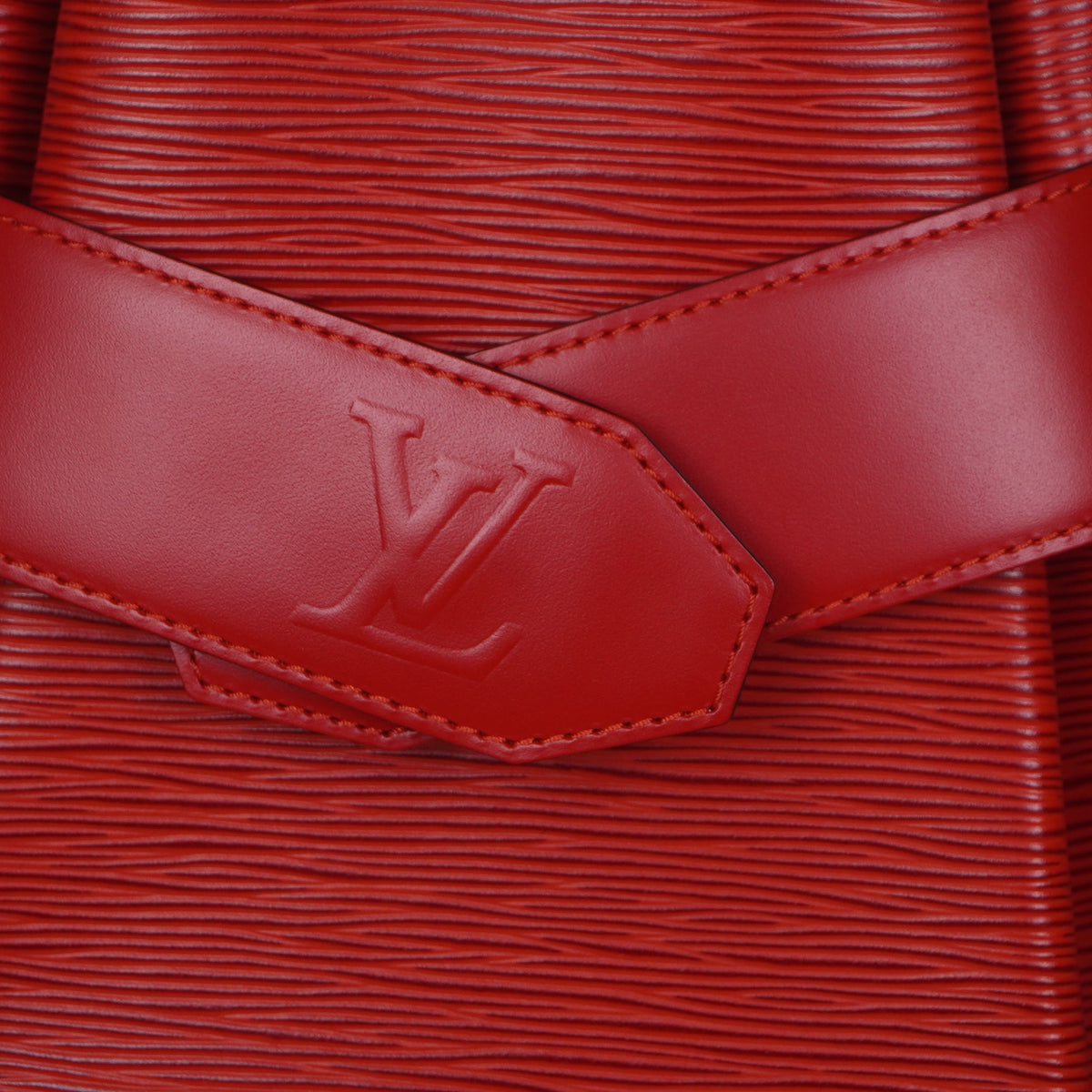 PRE-OWNED LV Epi Sac D'epaule Castillan Red