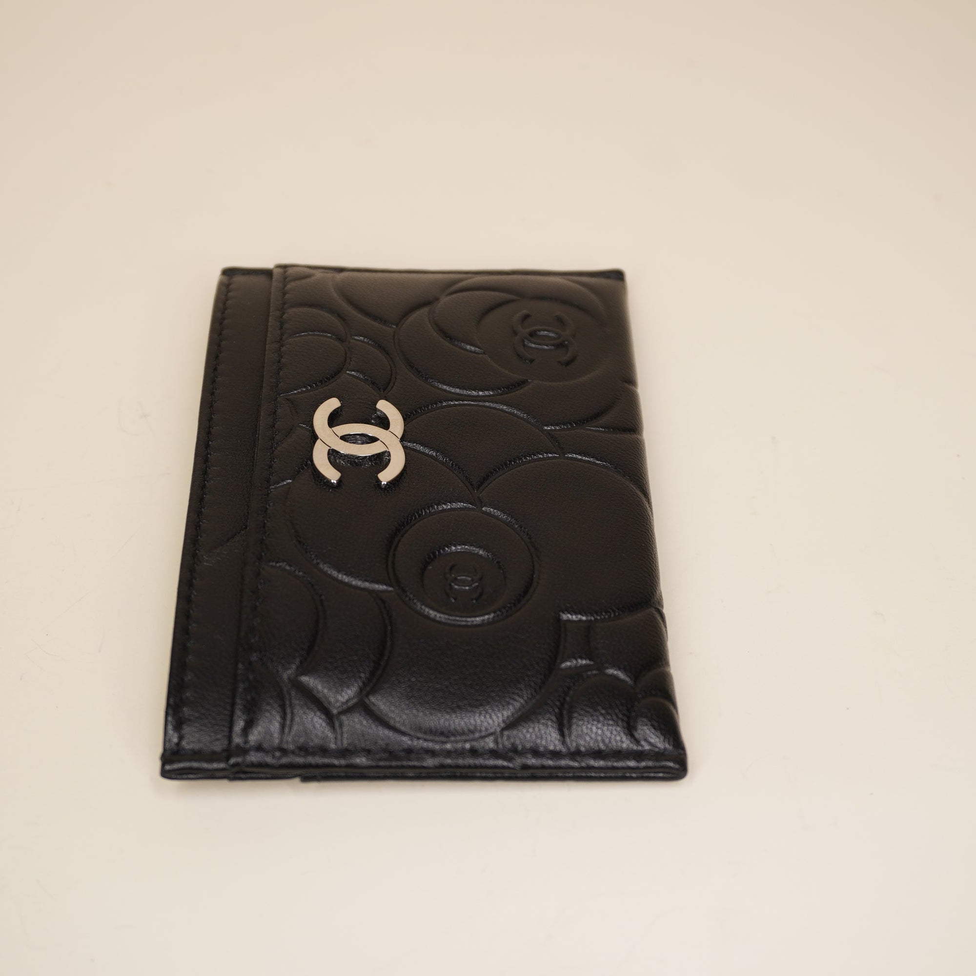 PRE-OWNED Black Camellia Embossed Card Holder