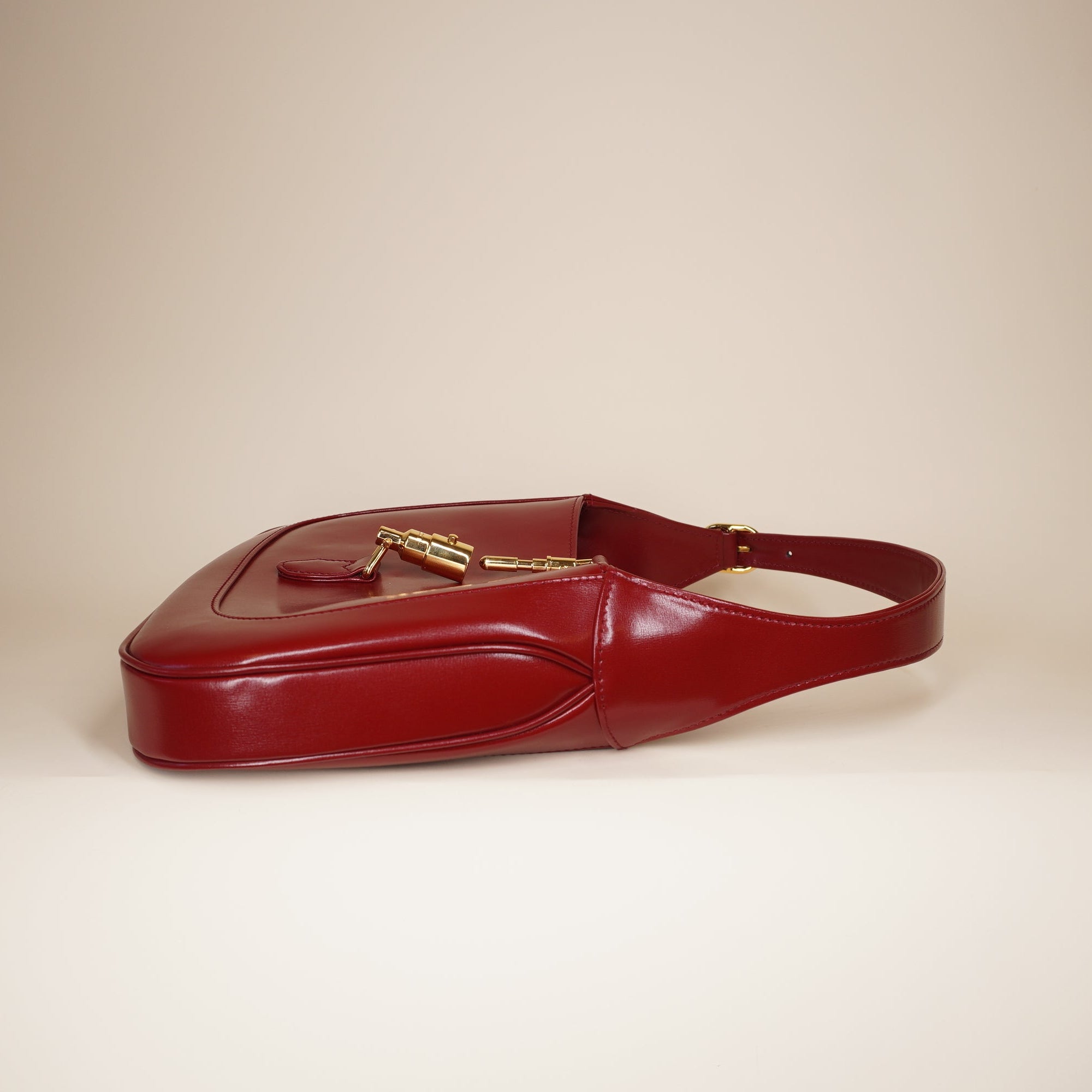 PRE-OWNED Small Leather Jackie 1961 Hobo Red Shoulder Bag