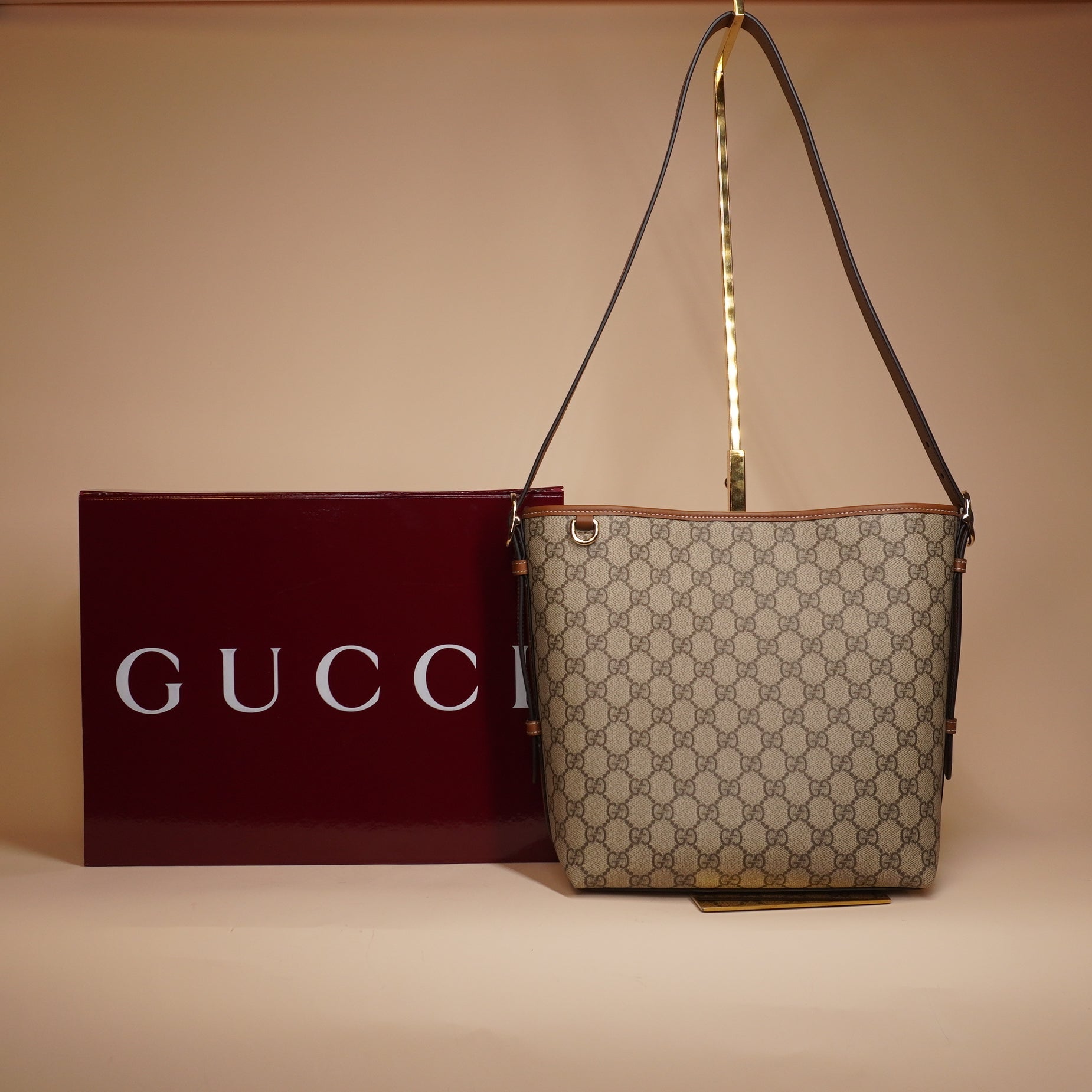 PRE-OWNED GG Emblem small shoulder bag in beige and brown GG fabric