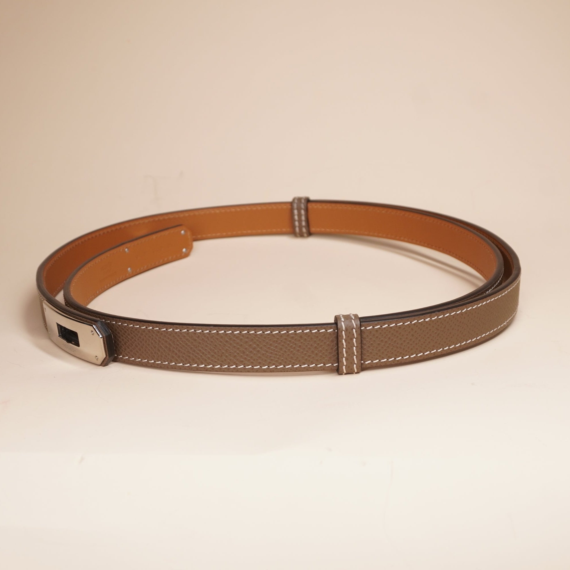 PRE-OWNED Epsom Kelly Etoupe Leather Belt