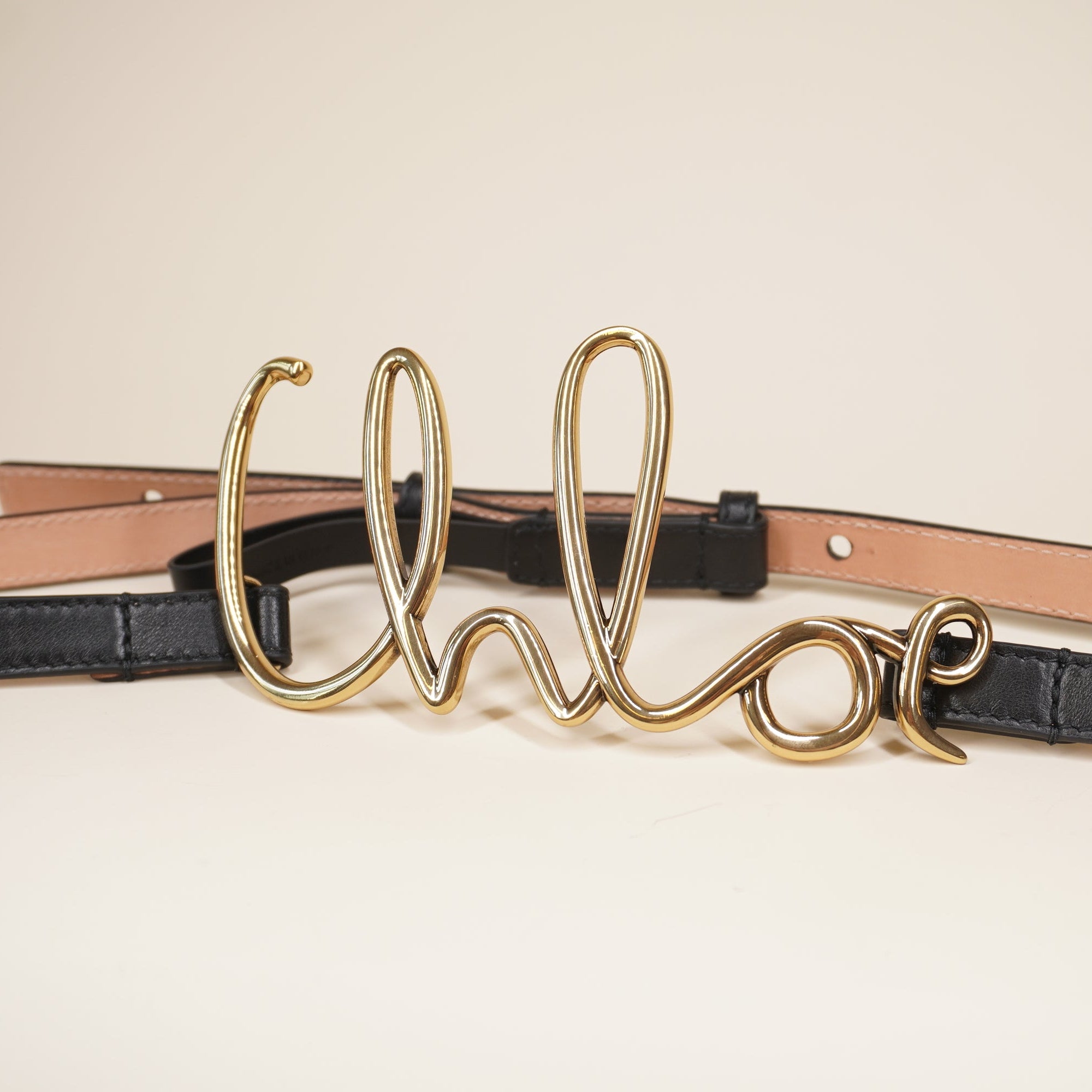 PRE-OWNED The Chloé Iconic Belt size L
