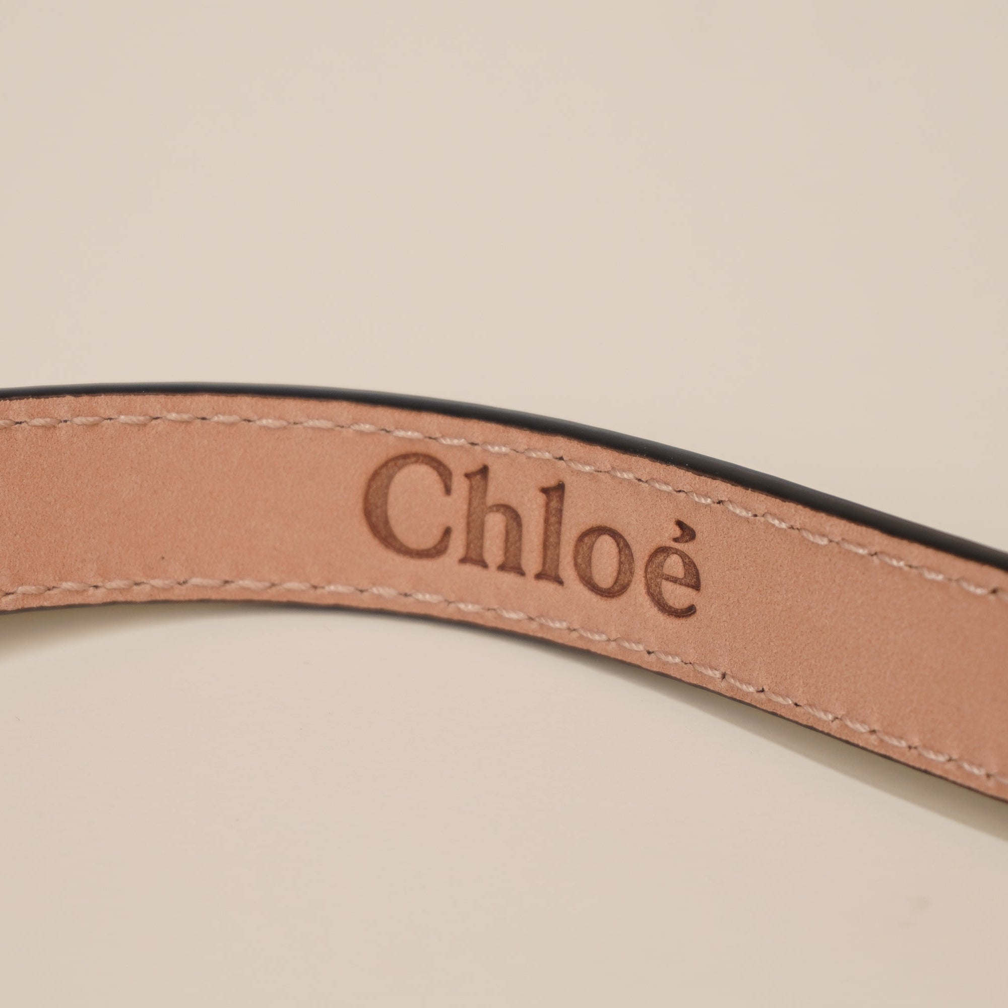 PRE-OWNED The Chloé Iconic Belt size L