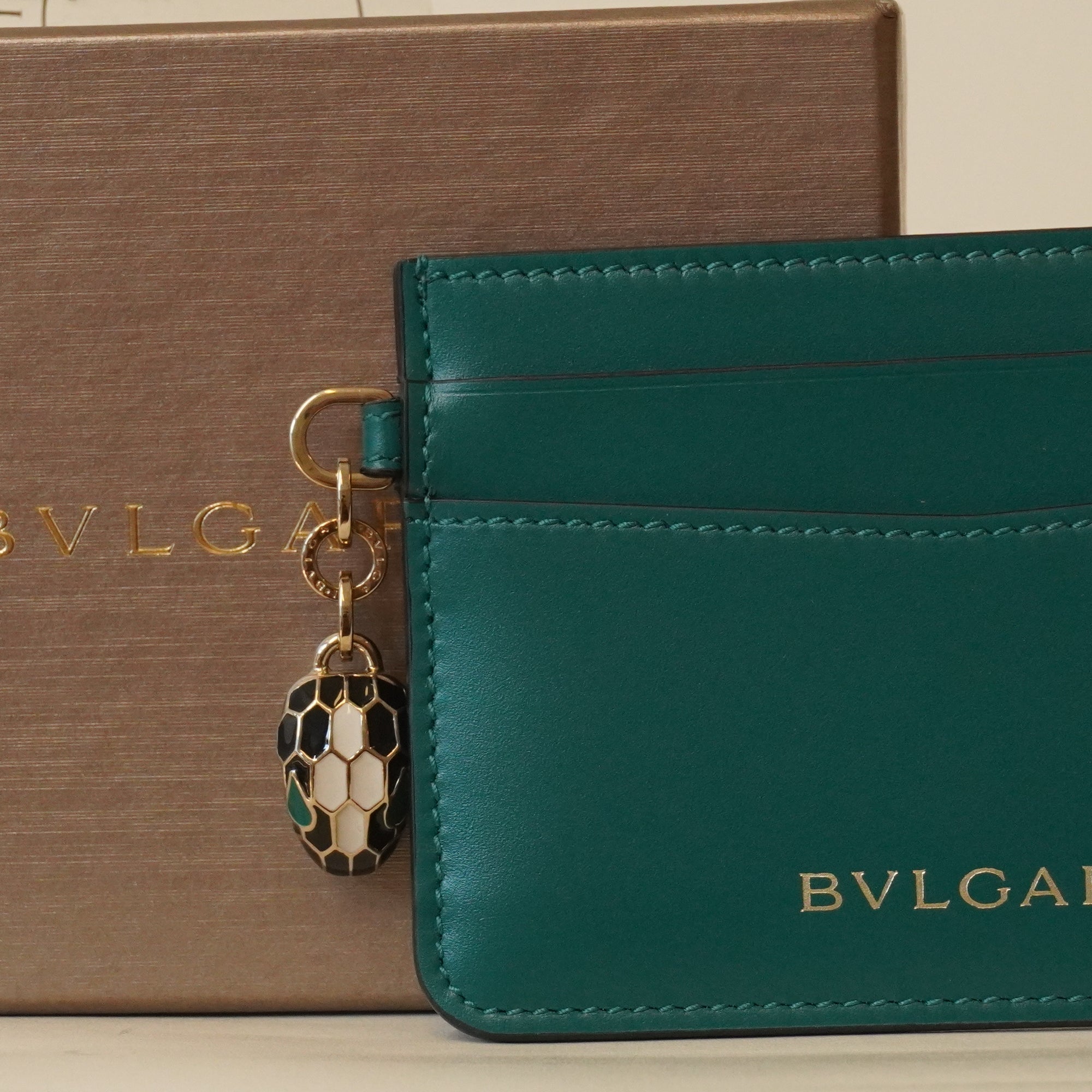 PRE-OWNED Serpenti Forever Card Holder Green