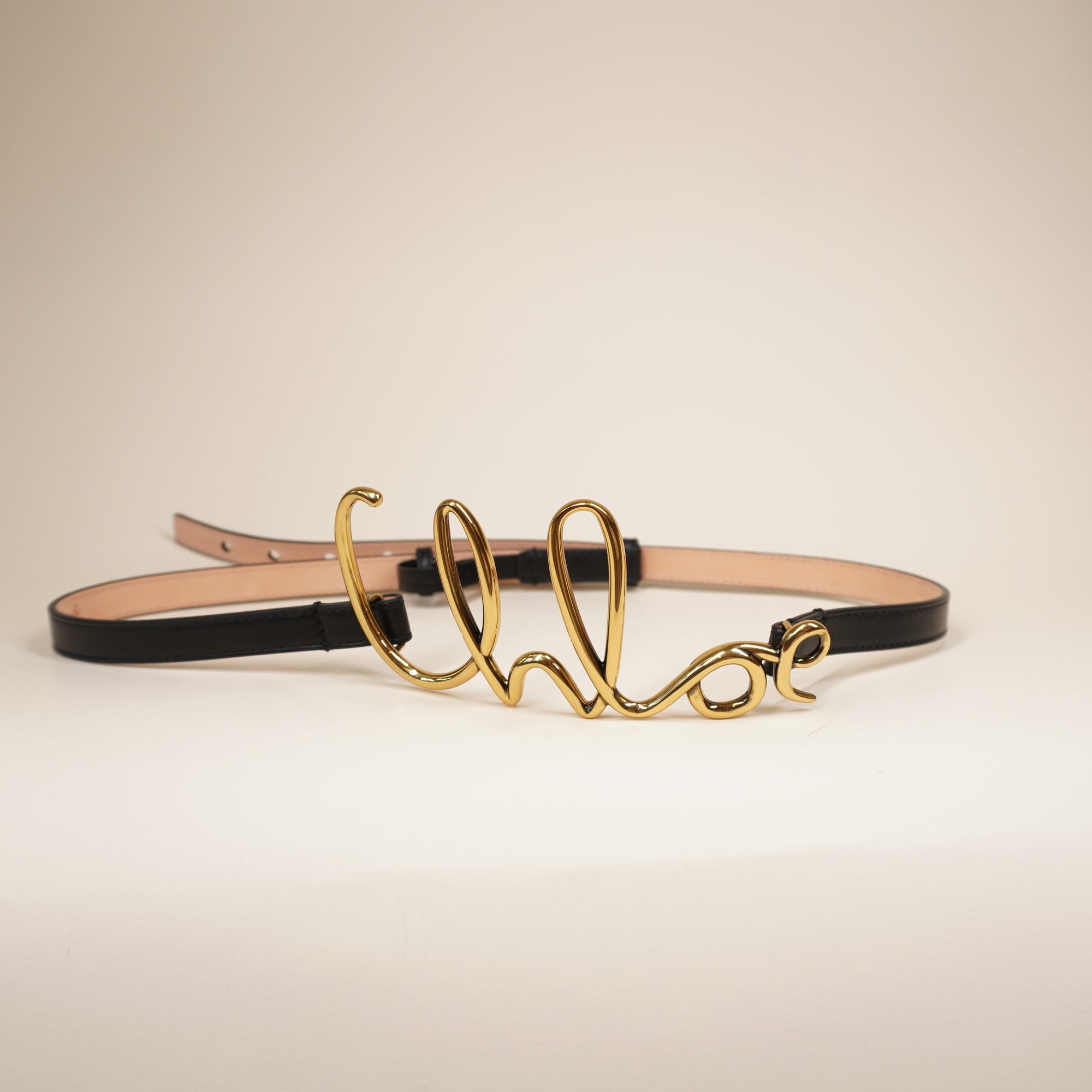 PRE-OWNED The Chloé Iconic Belt size M