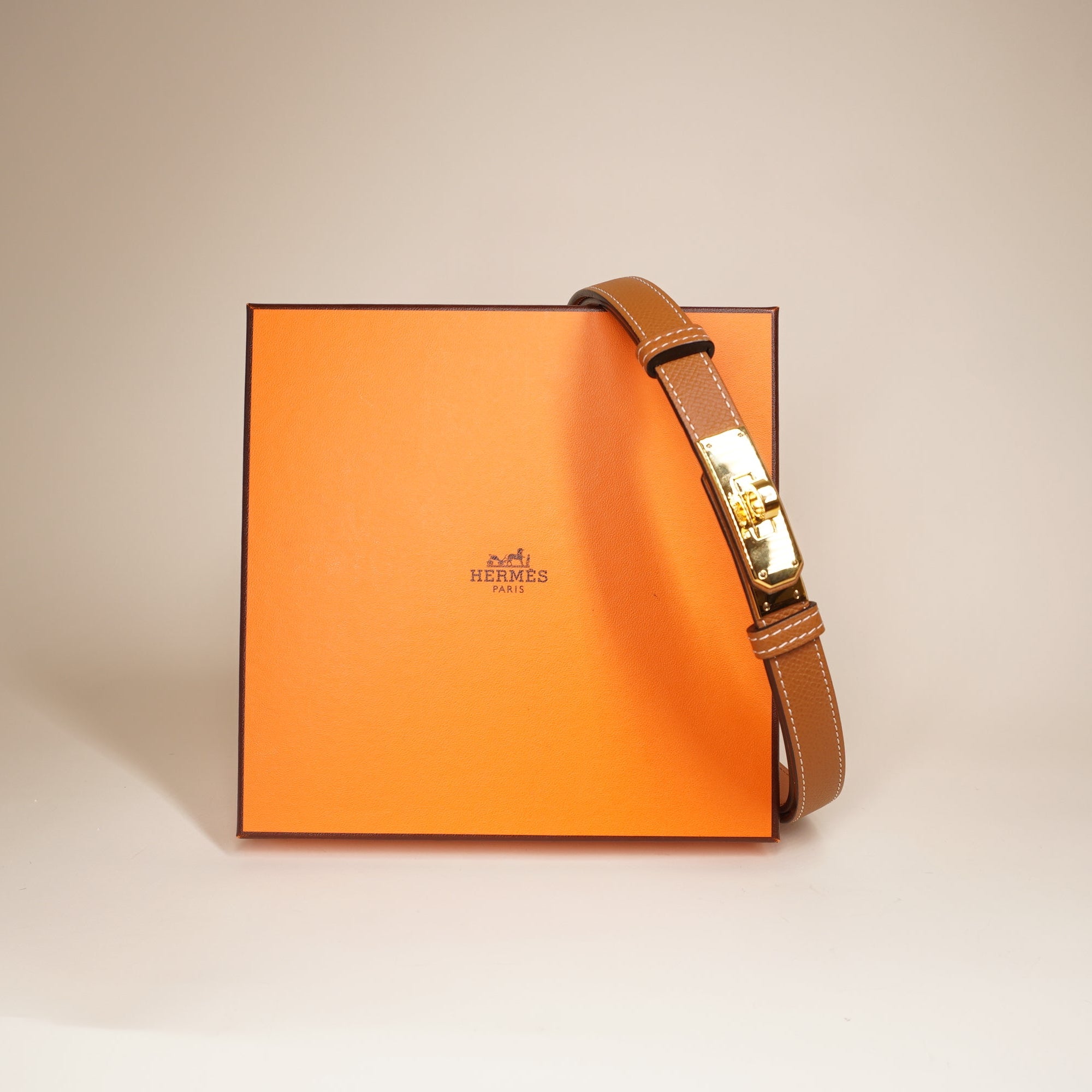 PRE-OWNED Kelly Belt Gold Veau Epsom