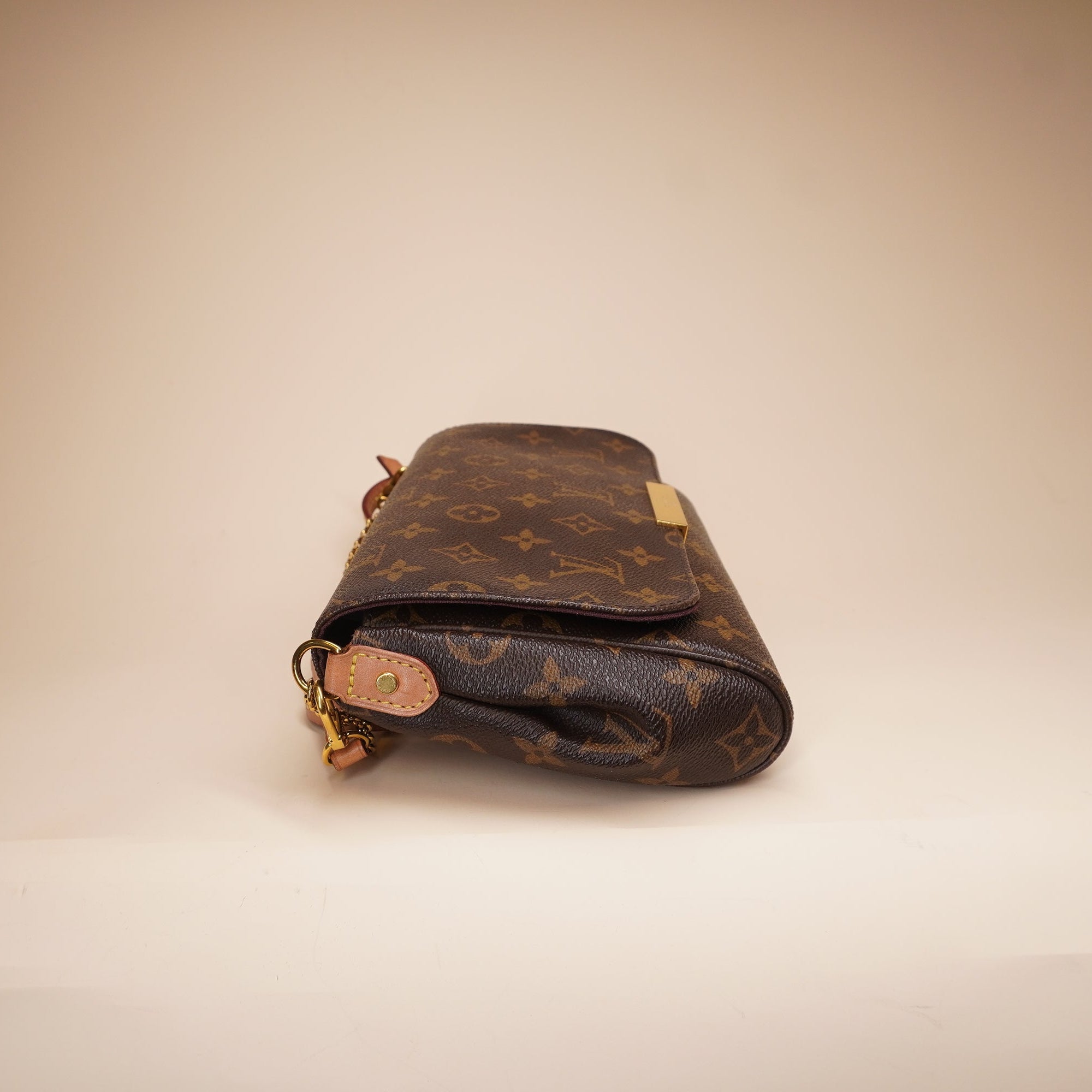 PRE-OWNED LV Monogram Favorite MM Crossbody Bag
