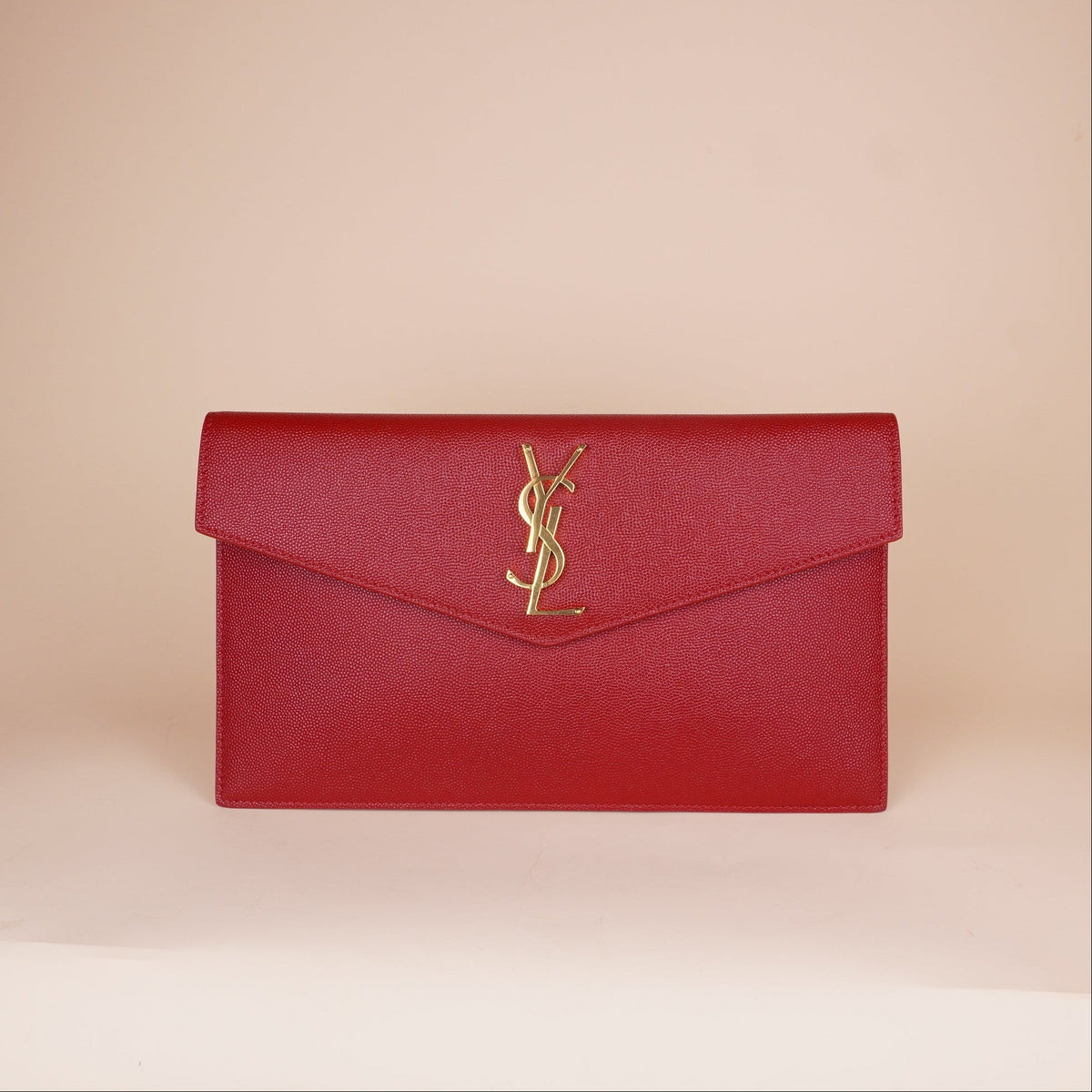 PRE-OWNED Uptown Grain de Poudre Leather Pouch Clutch in Red