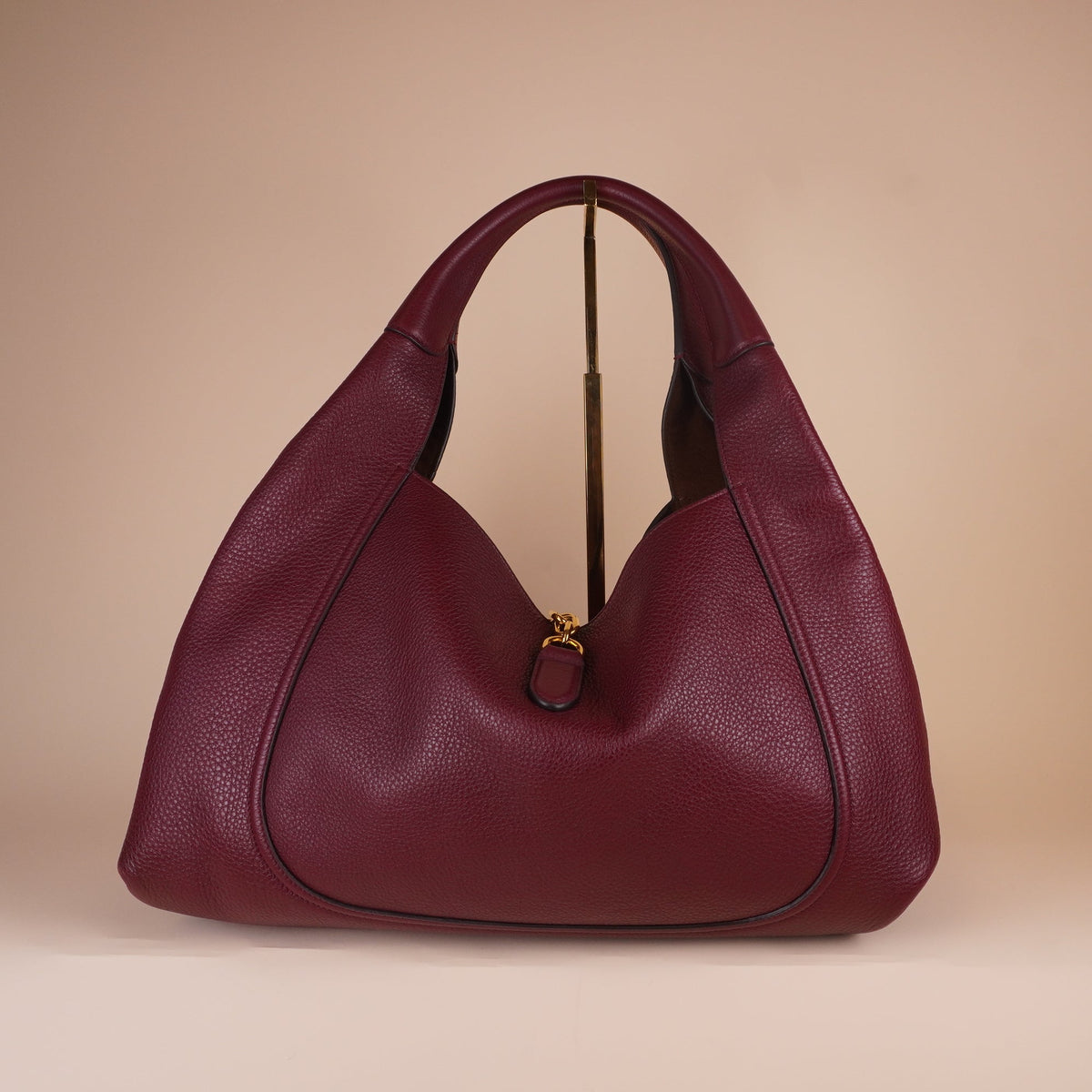 PRE-OWNED GG Grained Calfskin Softbit Maxi Shoulder Bag Rosso Ancora Red