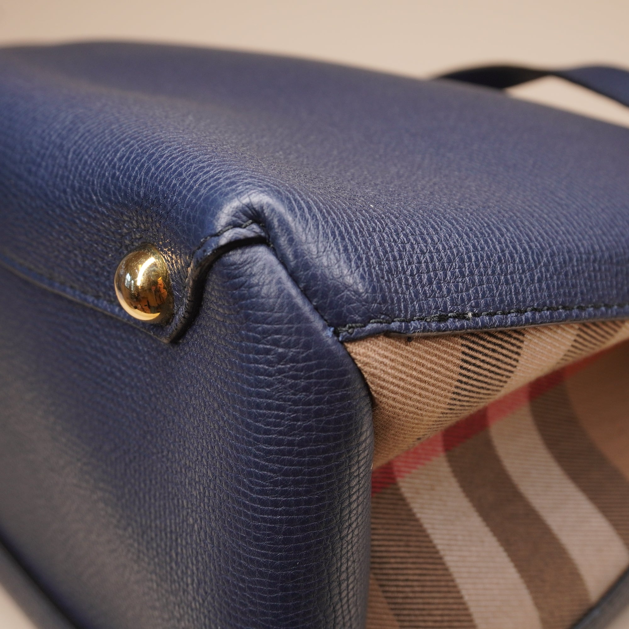 PRE-OWNED Navy Banner Tote Leather and House Check Canvas Medium 