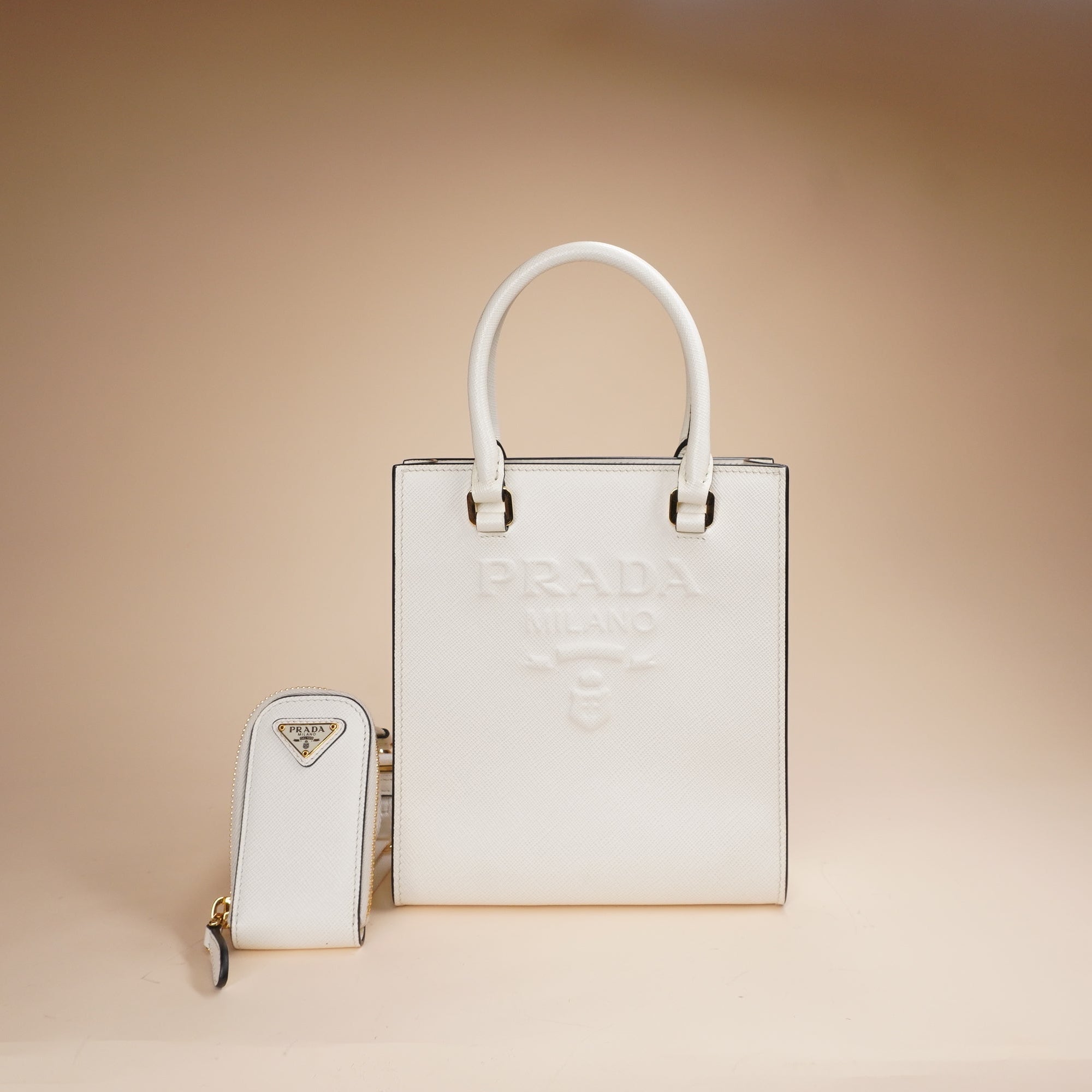 PRE-OWNED White Enameled Metal Triangle Tote Small Crossbody Bag