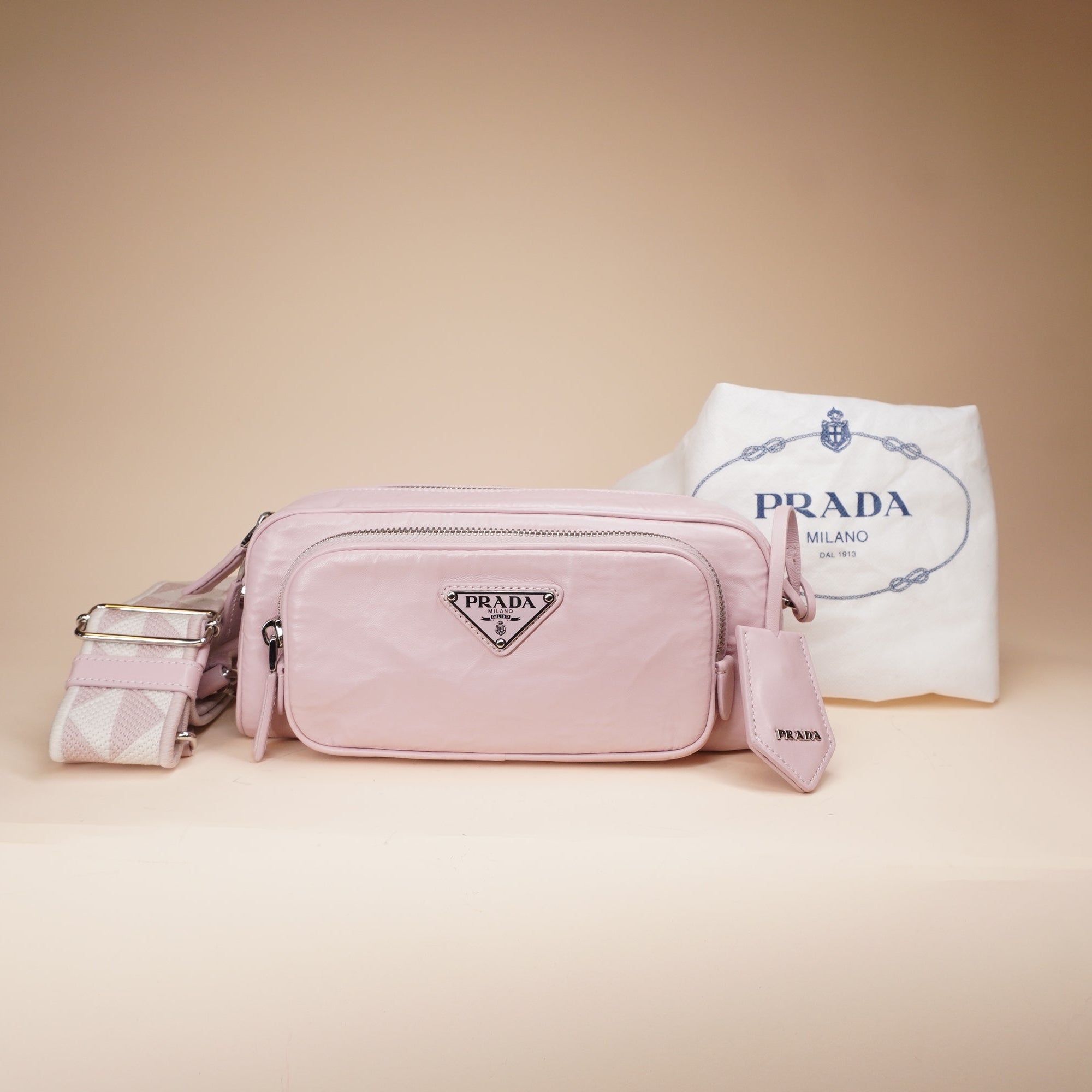 PRE-OWNED Light Pink Nappa Antique Multi-Pocket Shoulder Bag Alabastro