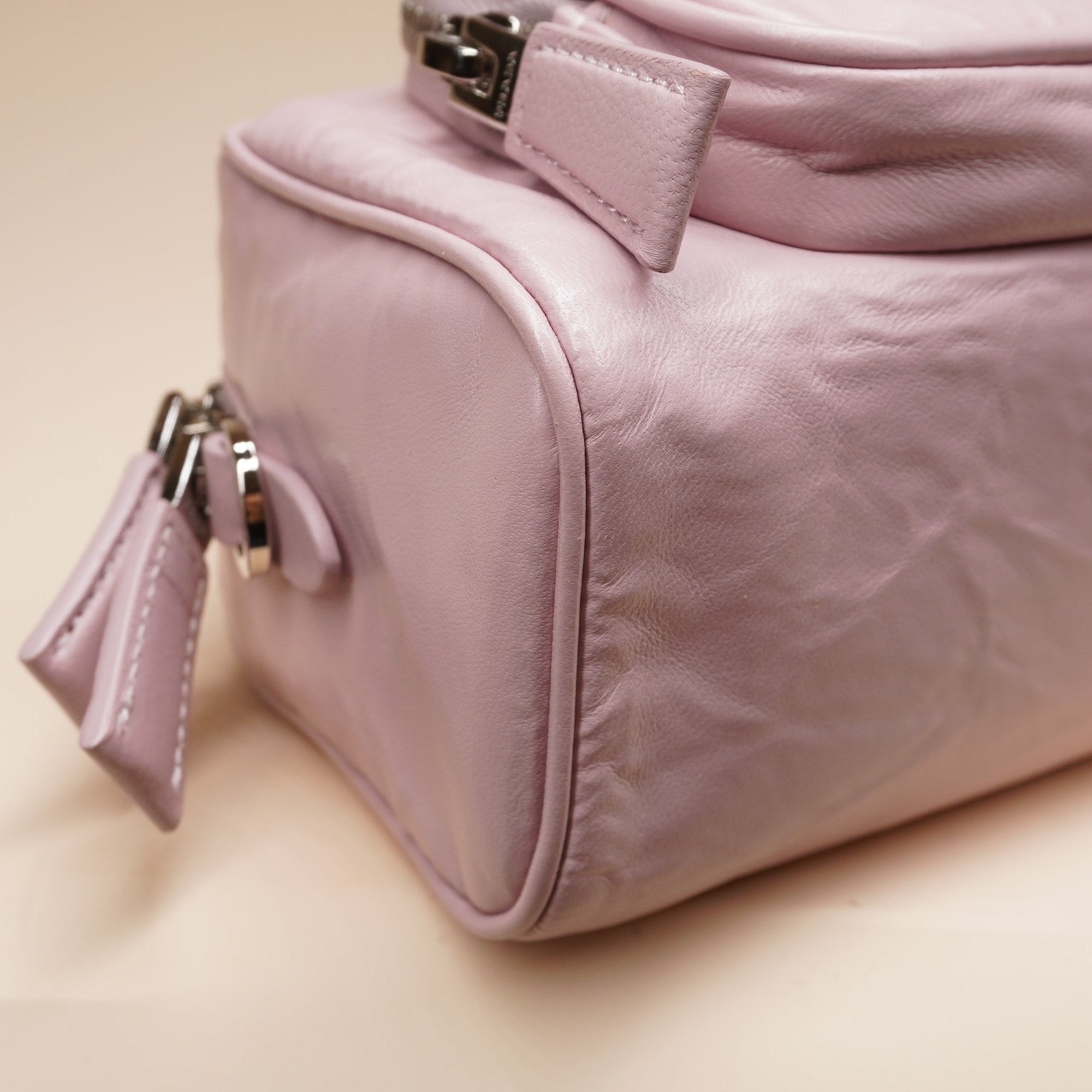 PRE-OWNED Light Pink Nappa Antique Multi-Pocket Shoulder Bag Alabastro