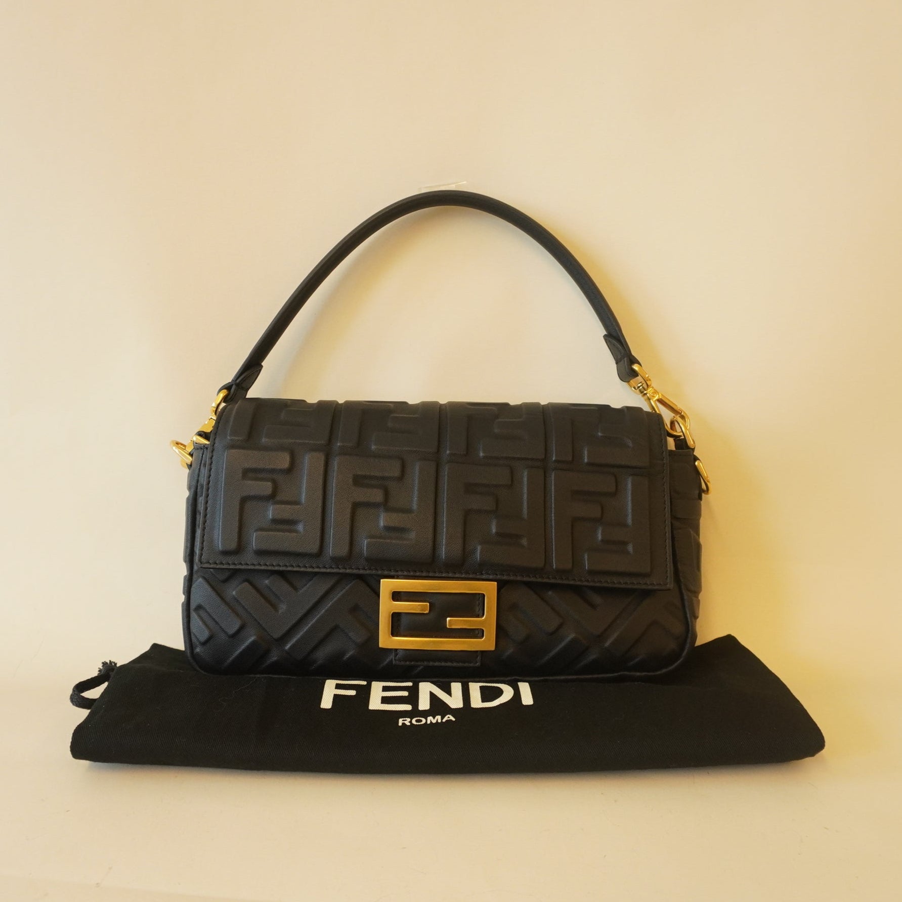 PRE-OWNED Baguette Black Calfskin Shoulder Bag