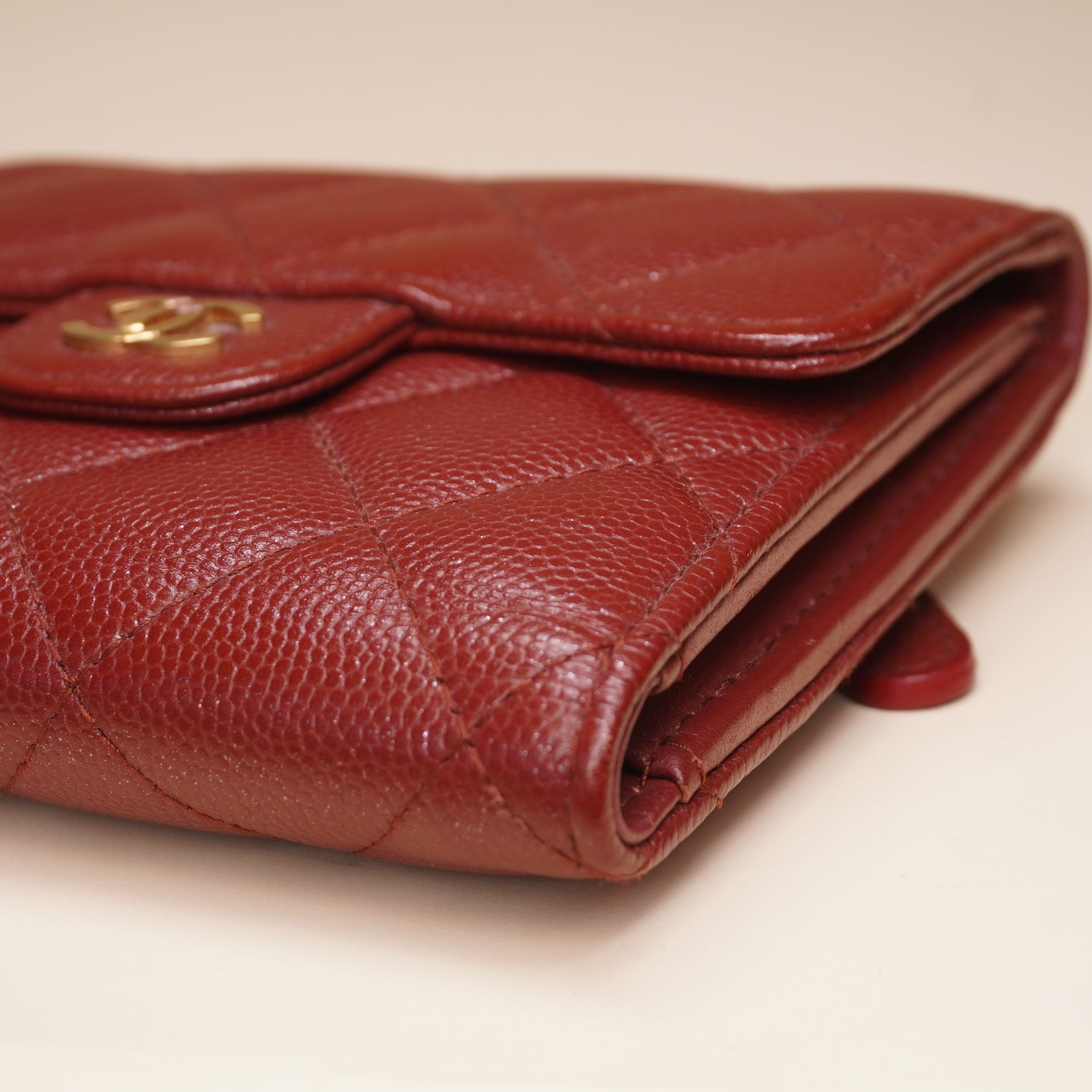 PRE-OWNED CC Red Caviar Quilted Compact Flap Wallet