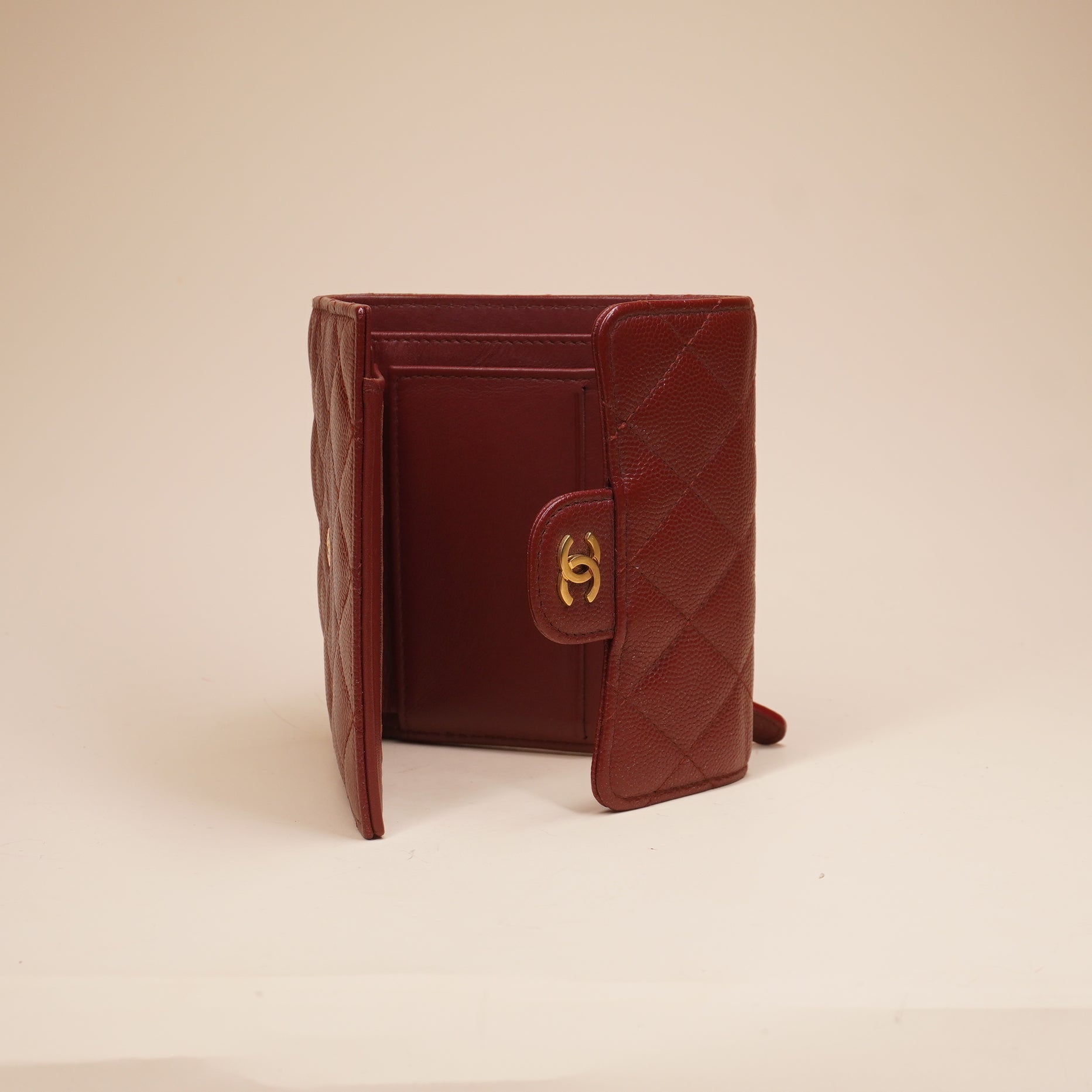 PRE-OWNED CC Red Caviar Quilted Compact Flap Wallet