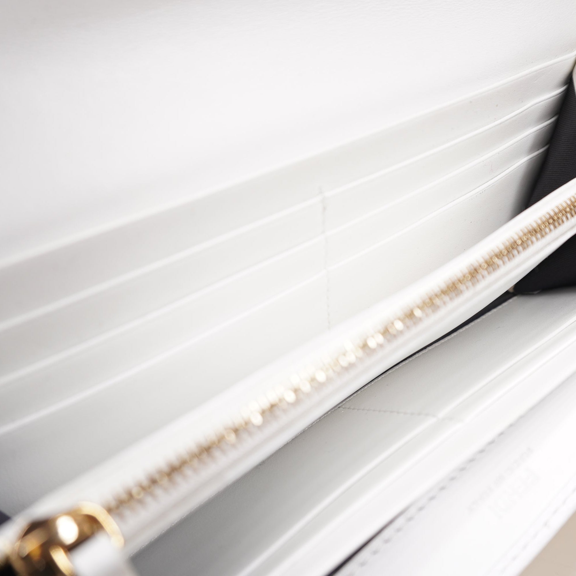 PRE-OWNED Vitello Cruise F is Fendi Bi-Color FF 1974 Embossed Continental Envelope WOC