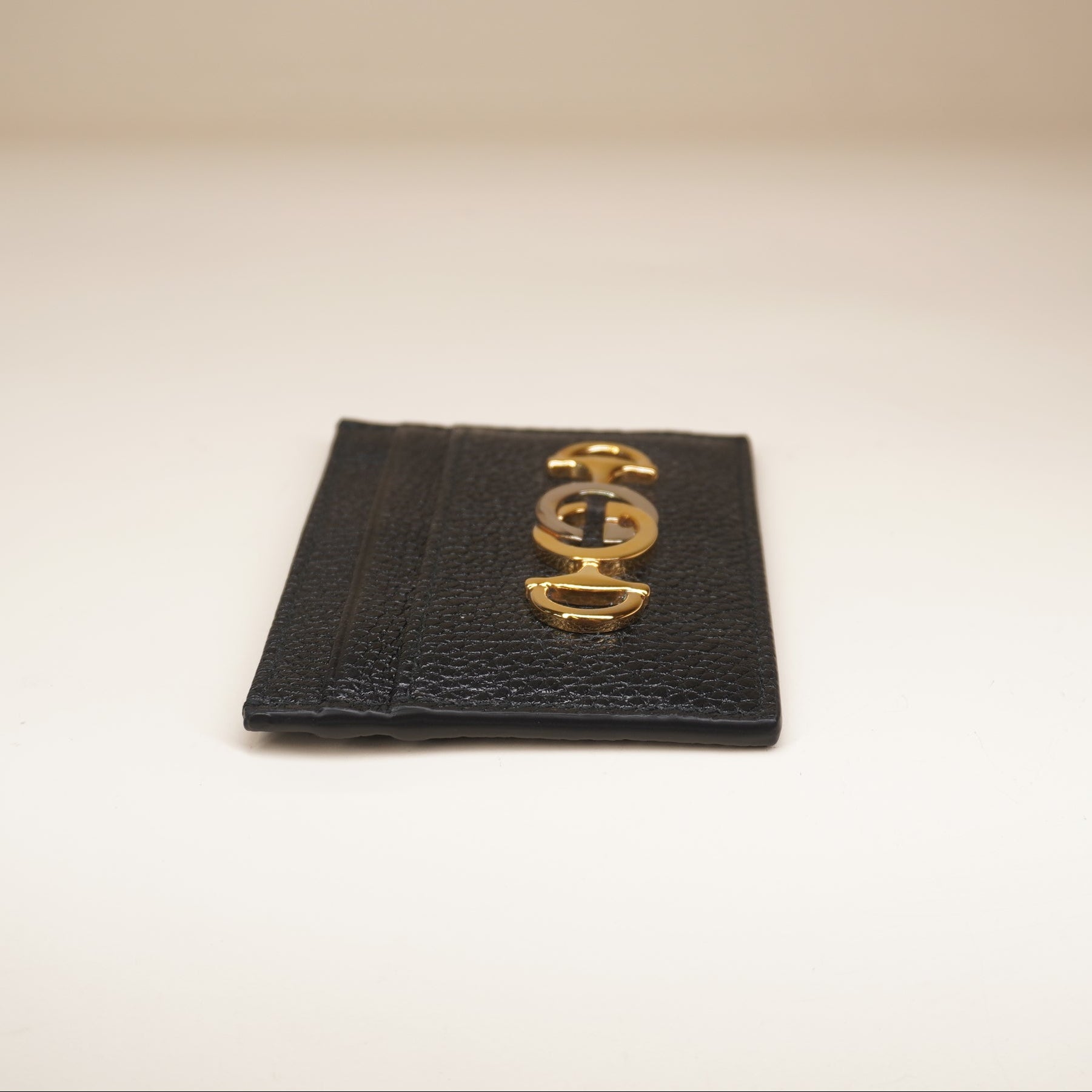 PRE-OWNED GG Black Leather Zumi Card Holder